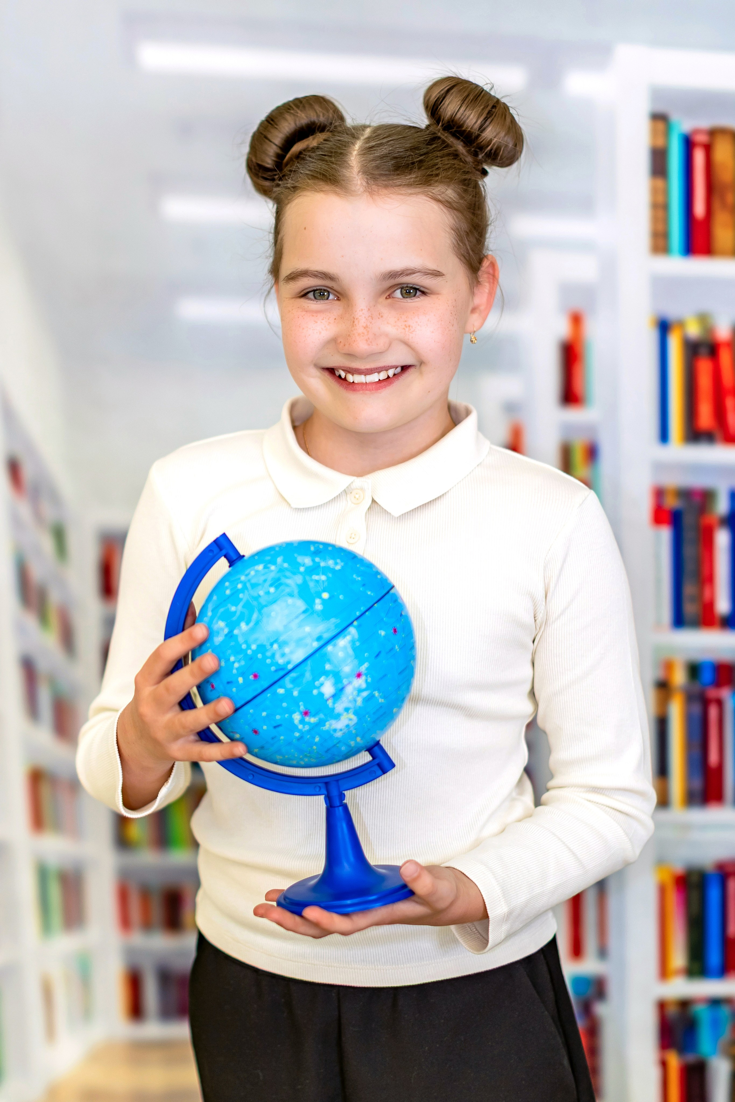 ГАЛЕРЕЯ фотографий для Начальной школы 1-4. Фотограф и видеограф Москва. Свадебный фотограф, видеограф. Выпускные альбомы. Оживающие альбомы