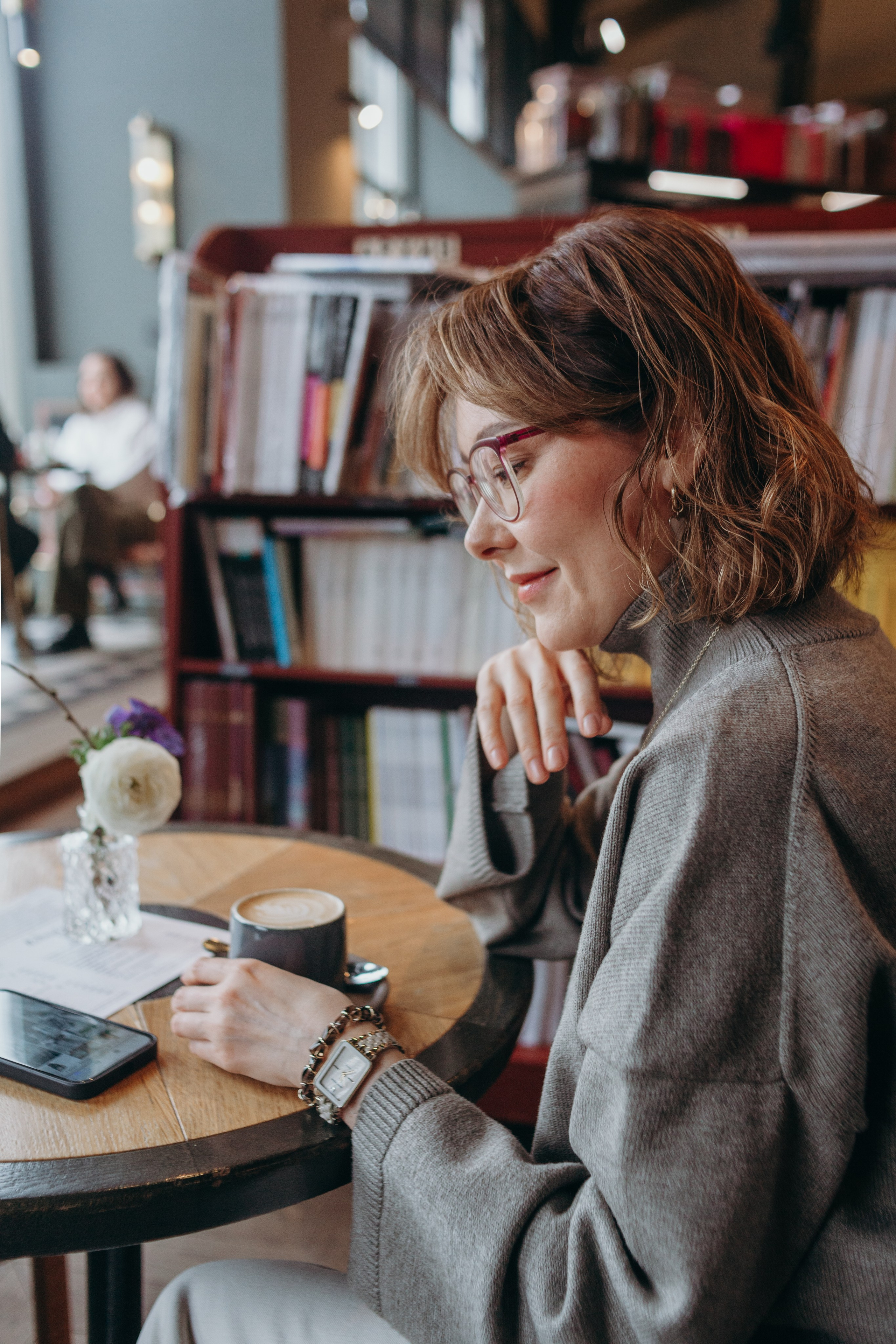 Имиджевая фотосессия для стилиста в Подписных изданиях. Семейный фотограф во Всеволожске и Санкт-Петербурге Юлия Капустина