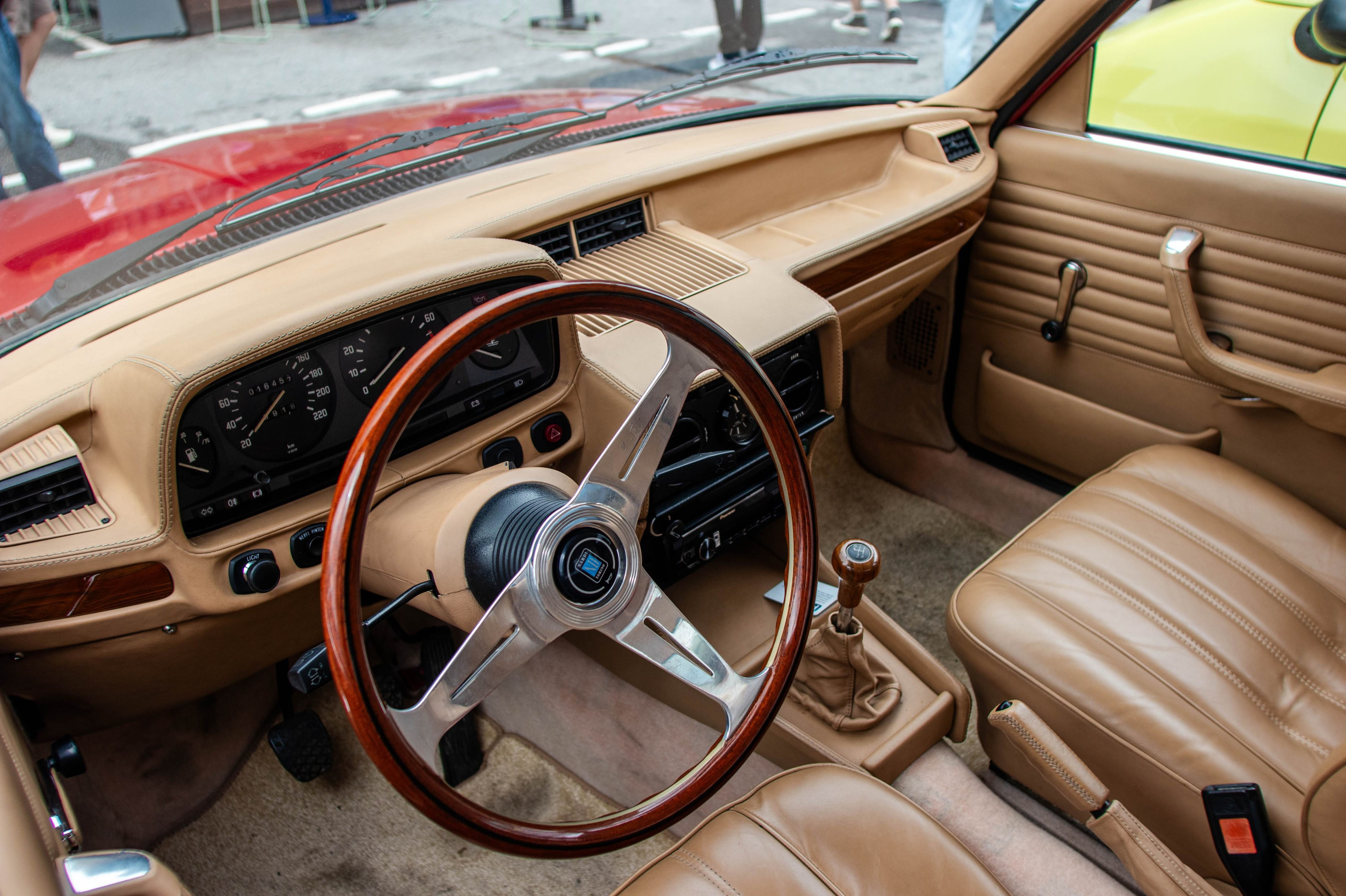 Cars and Coffee 02/08/25. Автомобильный фотограф Антон Цырулев