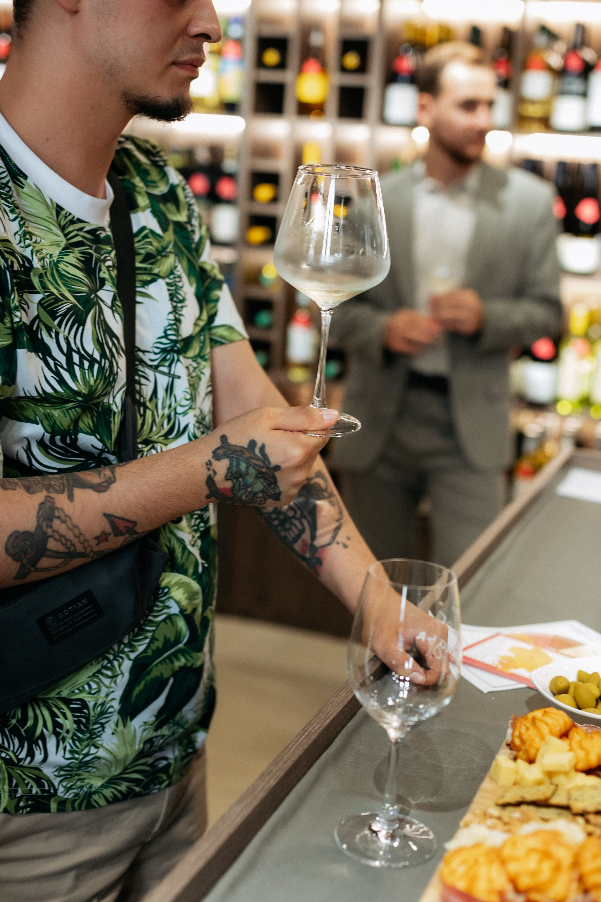 BY SIMPLE ВИНОТЕКА — ОТКРЫТИЕ. СВОИ. ФОТООТЧЕТЫ-СОБЫТИЯ-МЕСТА