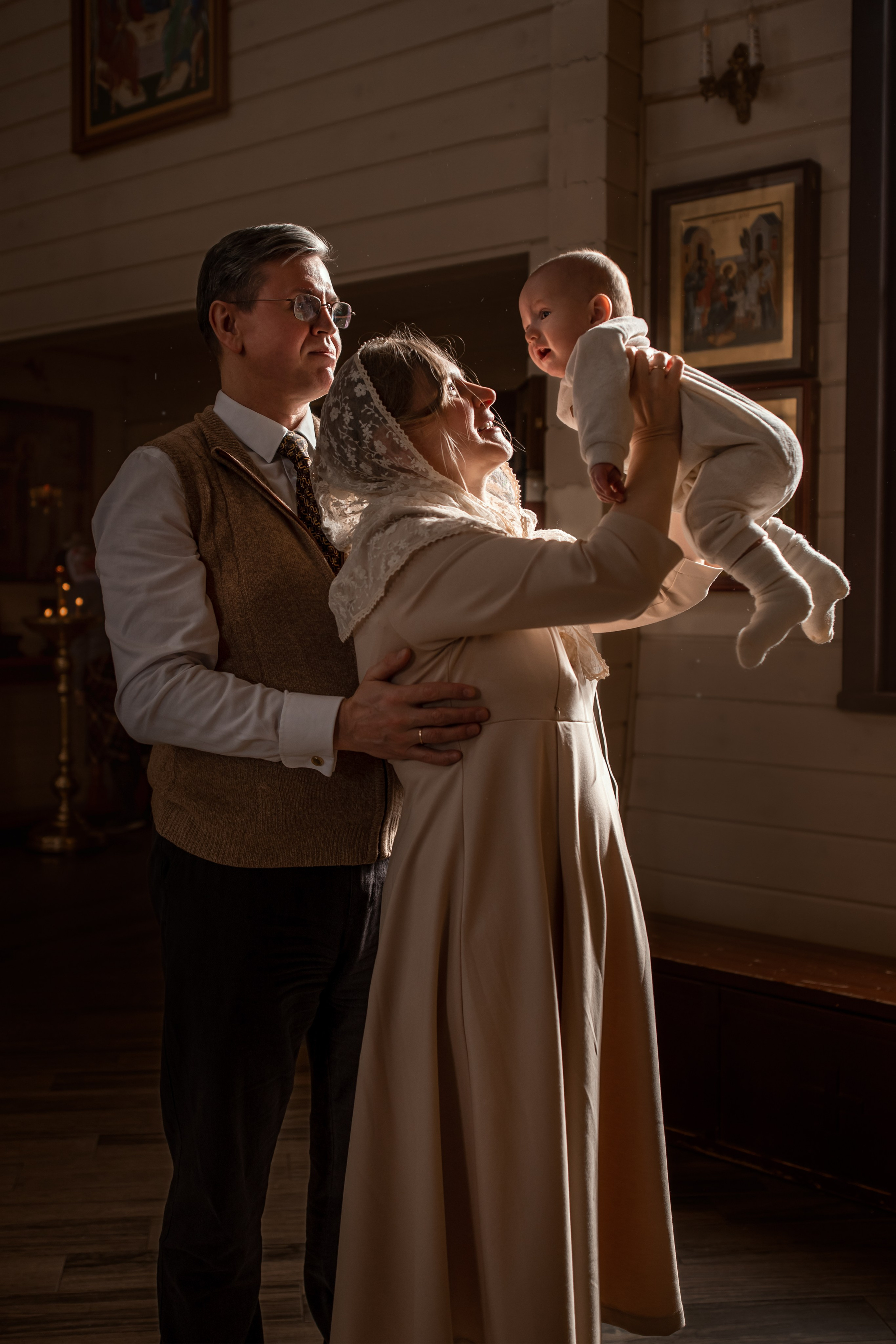 Фотографии крещения и венчания. Фотограф на крещение и венчание, семейный фотограф в Санкт-Петербурге