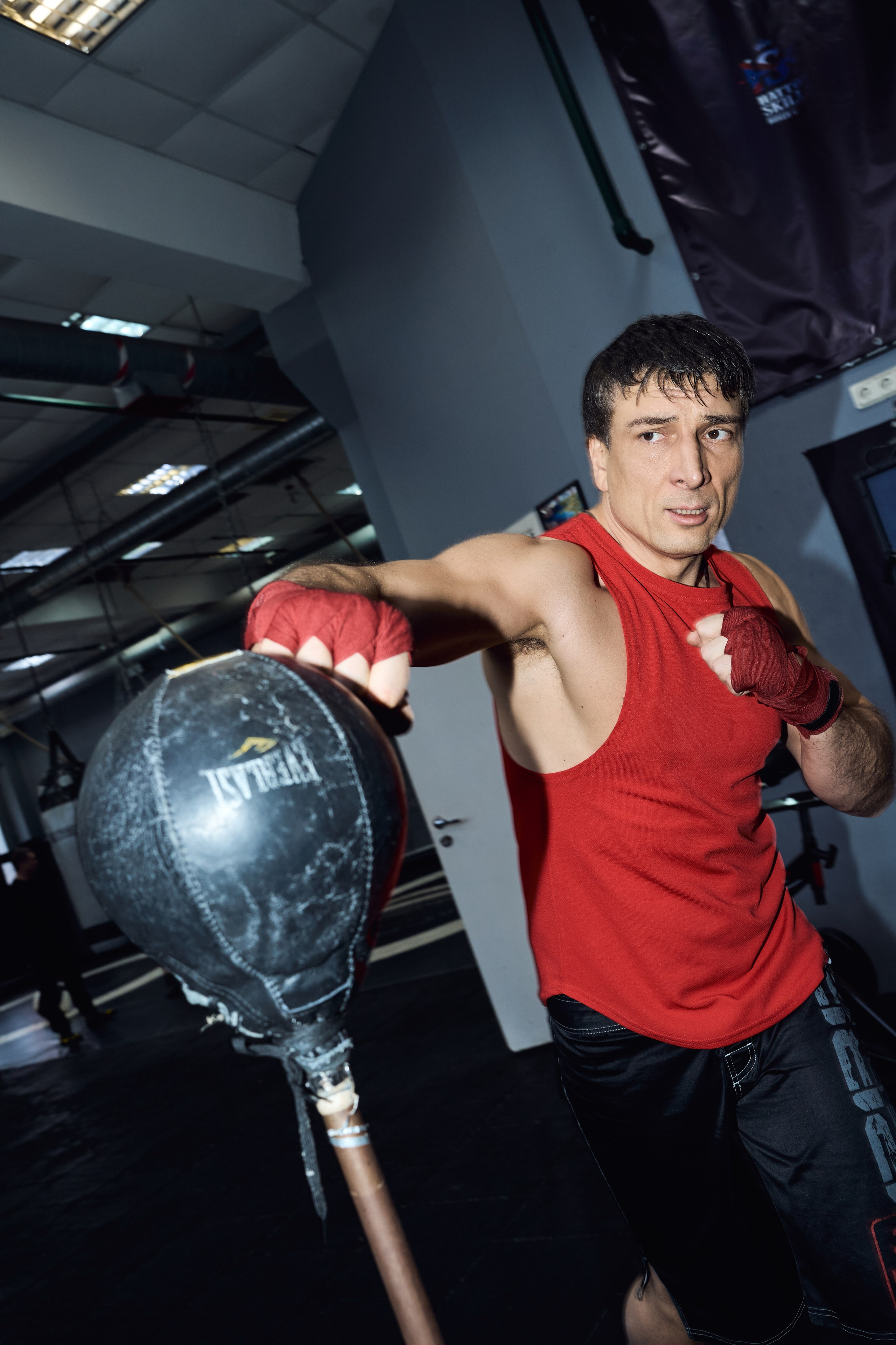 Дмитрий| Мужская съемка. ОЧЕНЬ ПЛОХОЙ ФОТОГРАФ