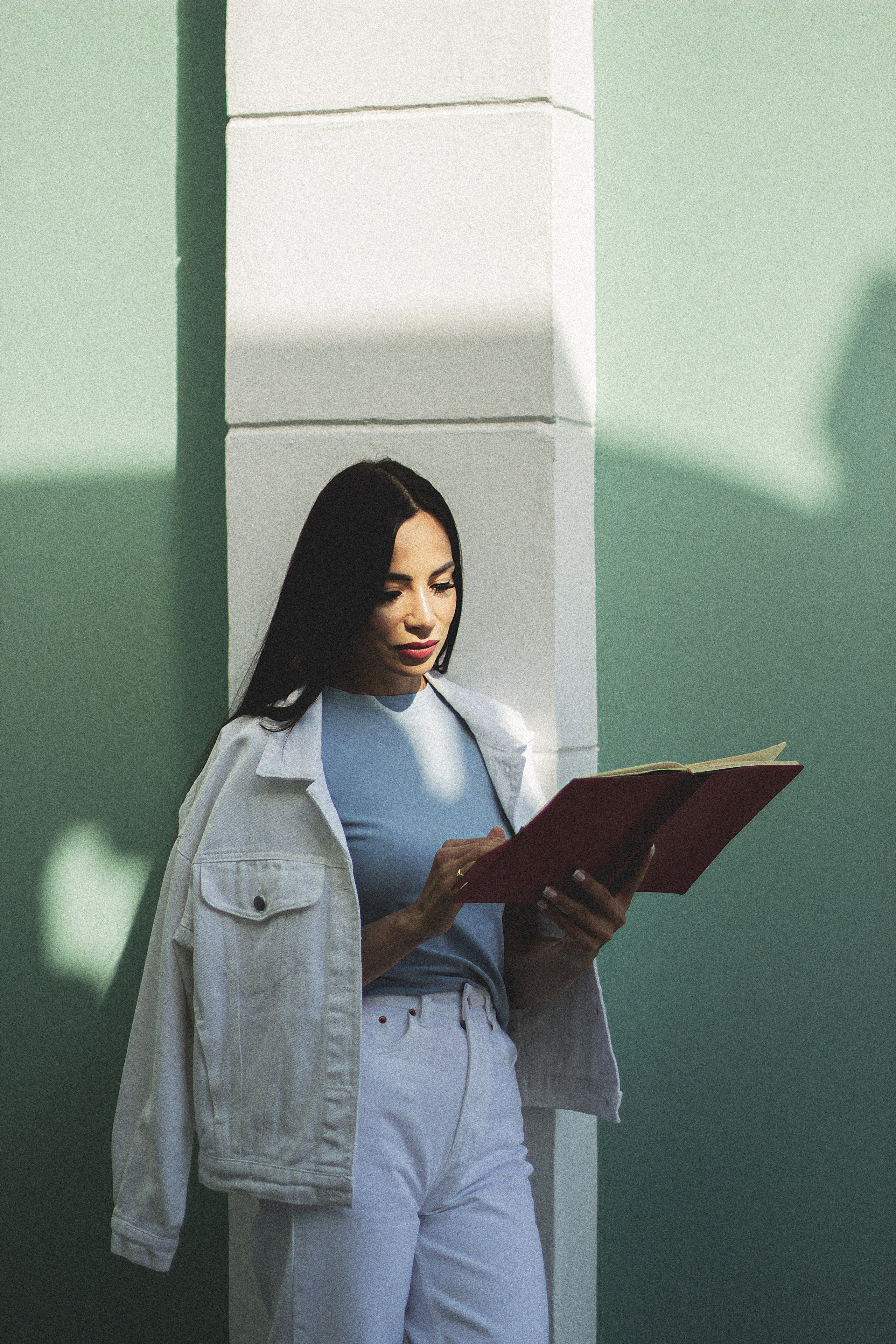 Юлия. Фотограф и видеограф в Омск/Москва Сащенко Лера