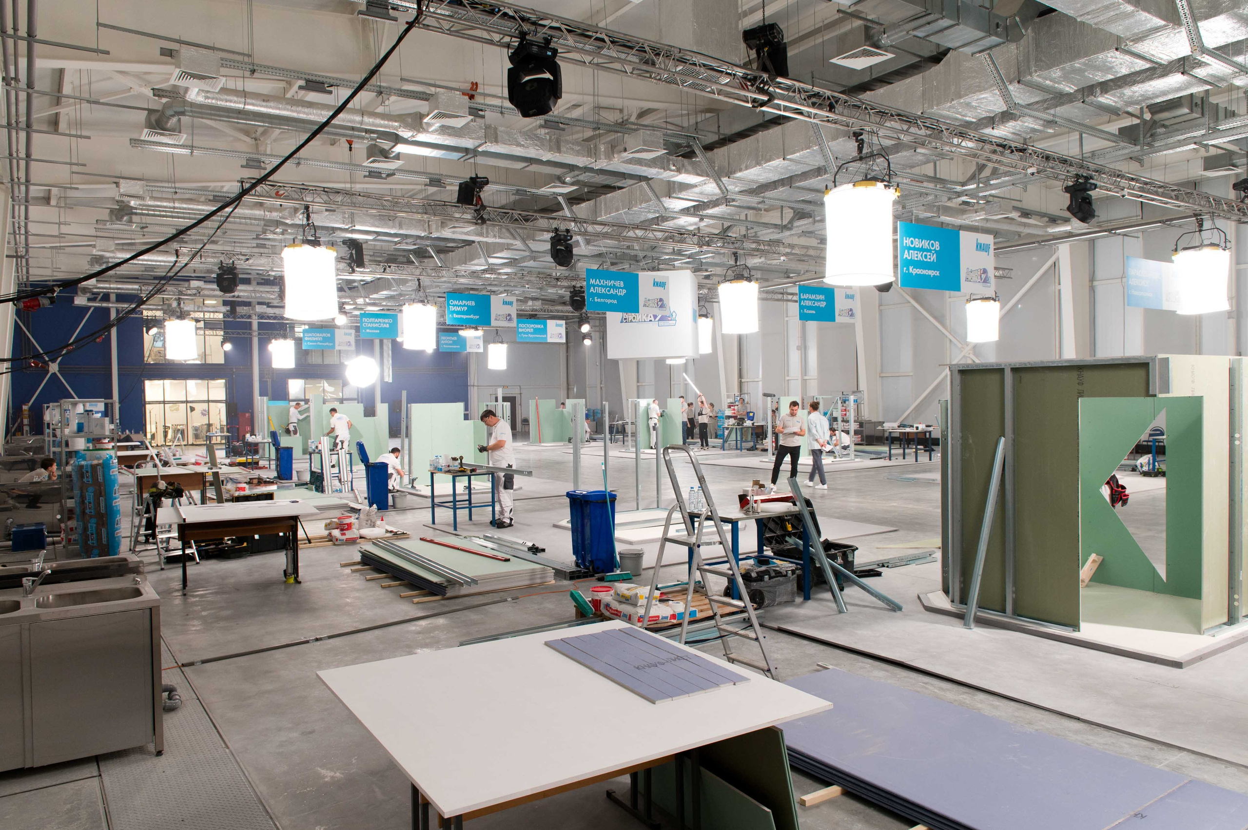 Репортаж со съемки передачи «Большая стройка 2». Репортажный фотограф и видеограф Слава Думчев. Тимбилдинги, отчетники, корпоративы