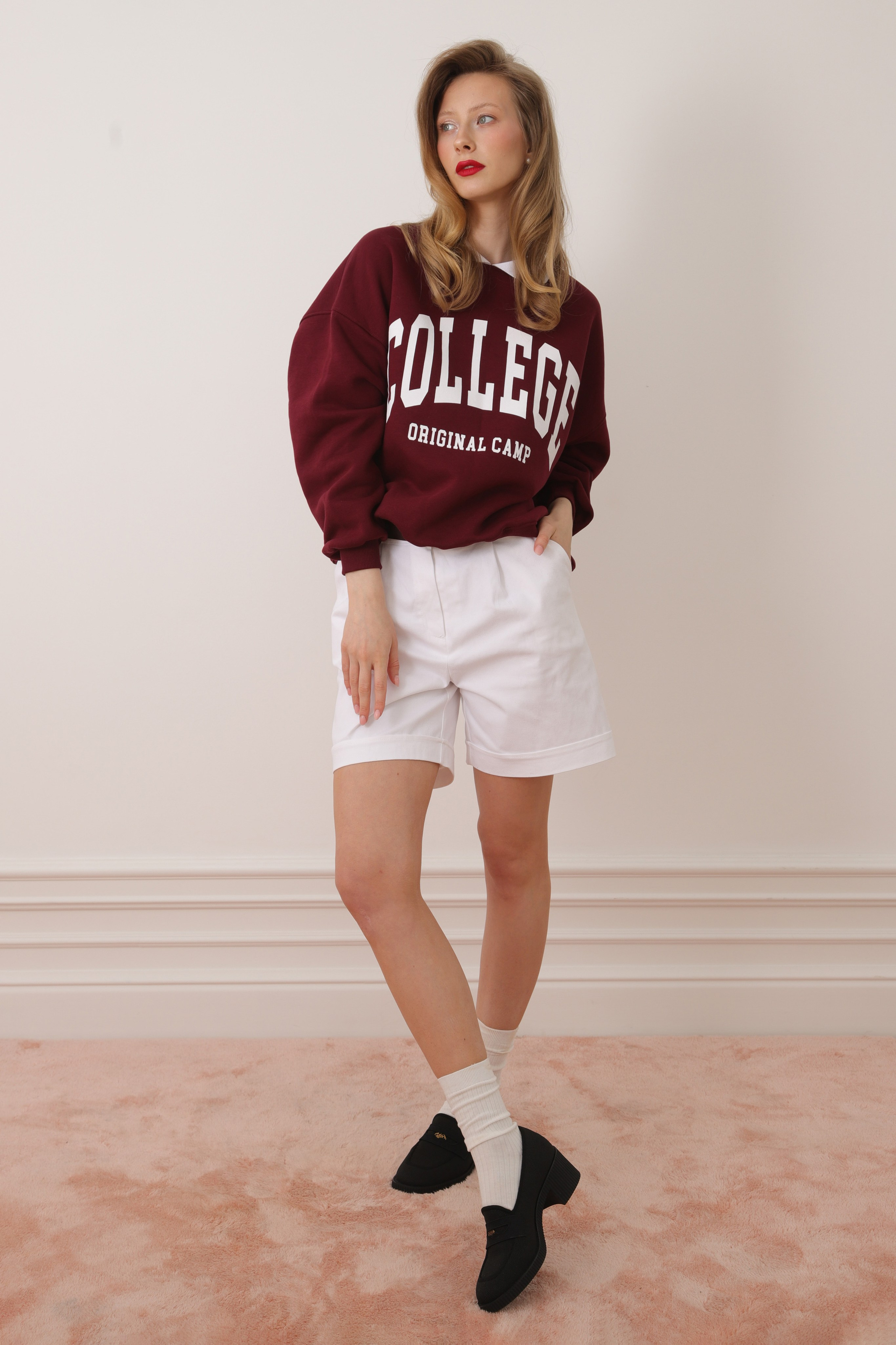 Каталожные фотосессии. Контент фотограф в Москве