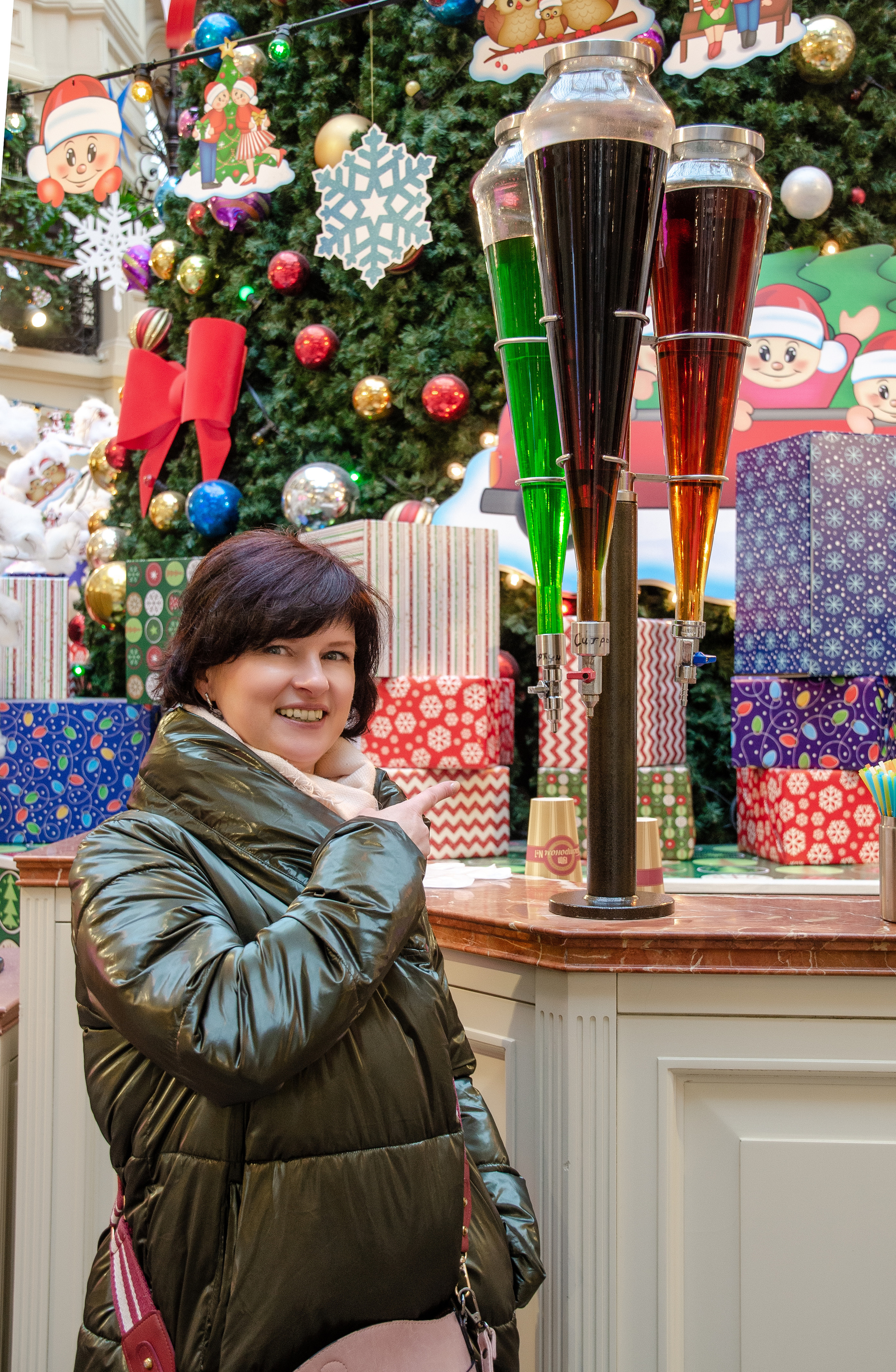 Фотосессия в ГУМе,  фотопрогулка по центру города. Семейный и детский фотограф в детских садах и школах