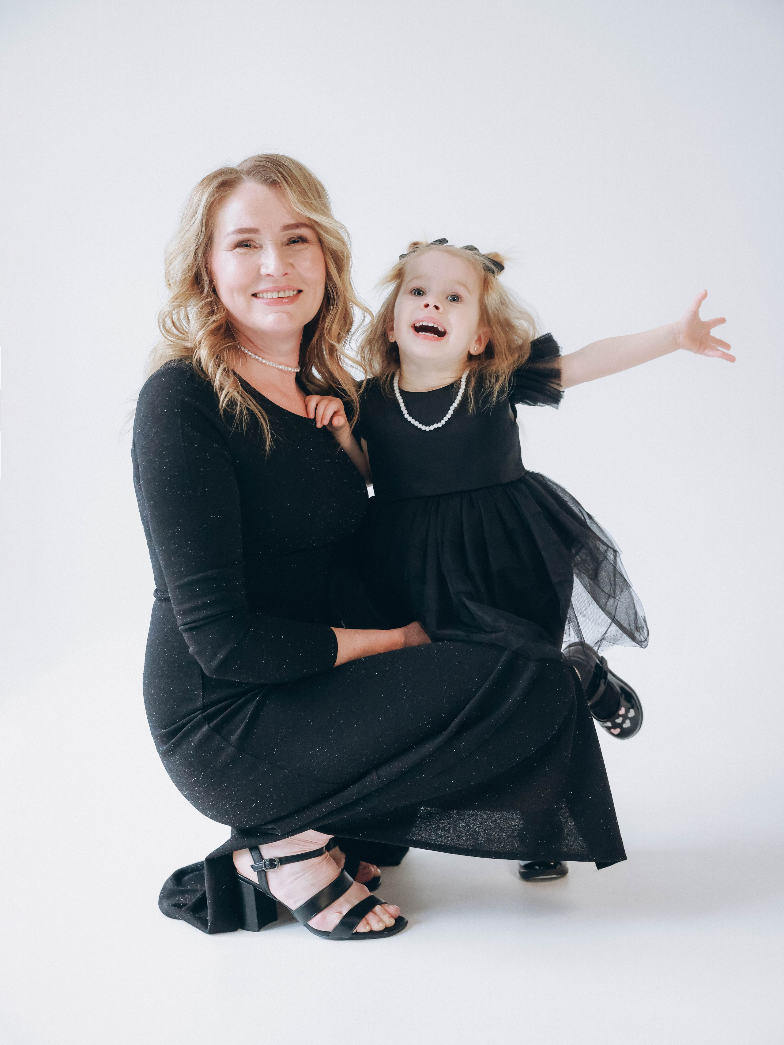 Семейная фотосессия in Black. Мультифотограф Динара Ахмедзянова