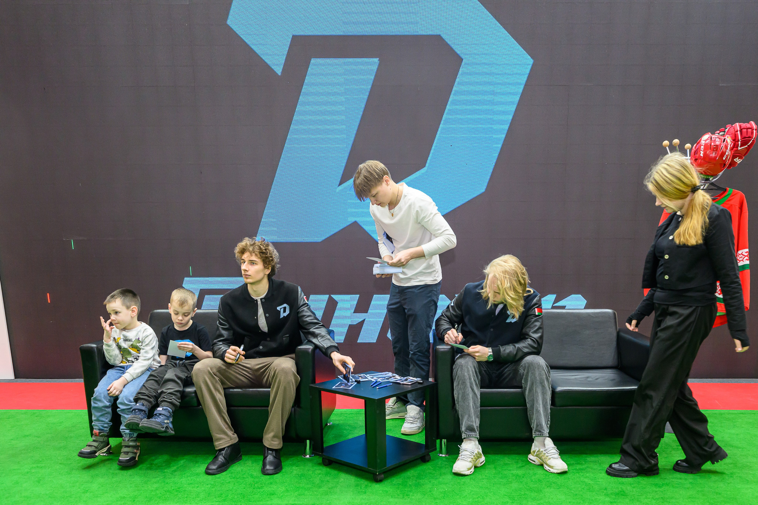 @hcdinamo.by. Фотоуслуги, услуги фотографа, фотографирование важных событий