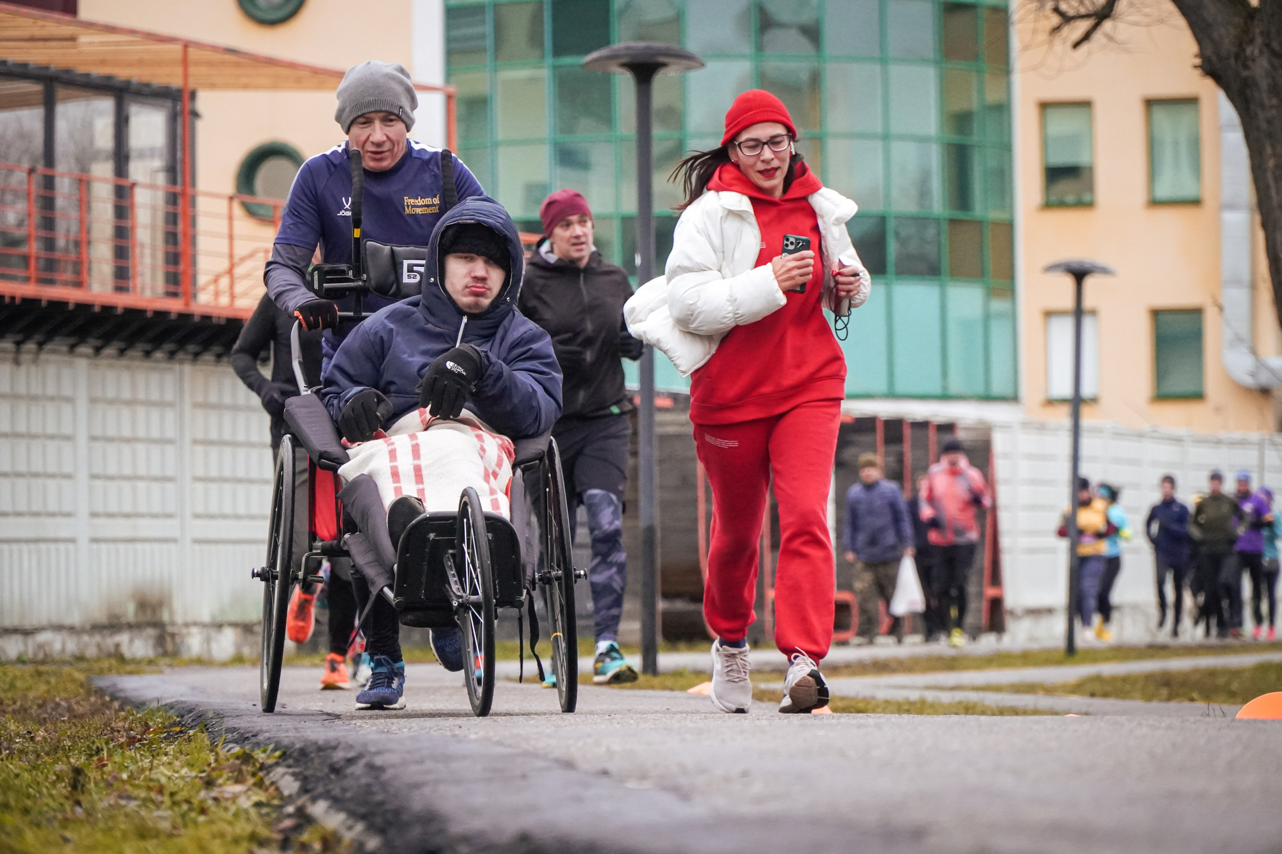 5 вёрст Реутов 16.11.2024. Роман Капилюшов. Бег. Фото. Видео. г. Люберцы