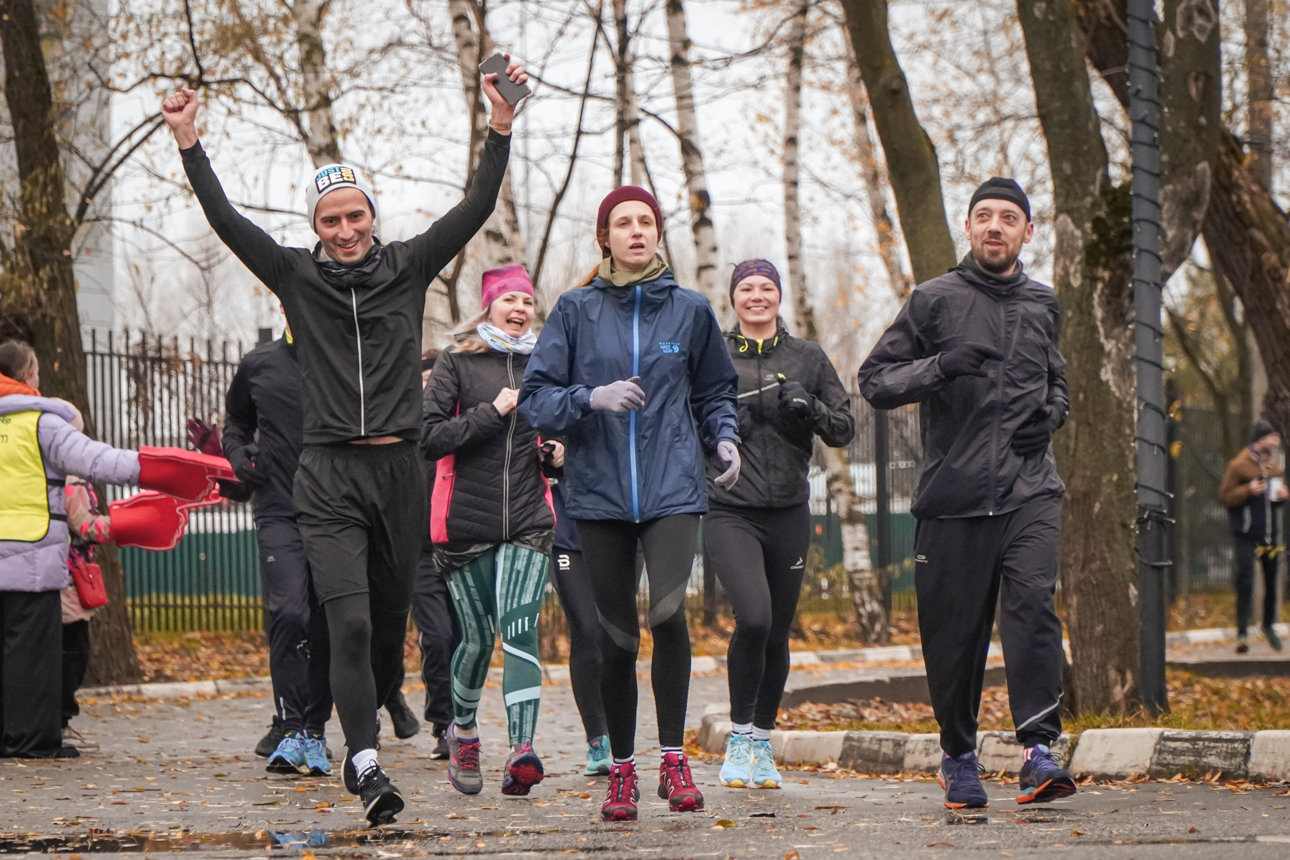 5 вёрст Реутов 16.11.2024. Роман Капилюшов. Бег. Фото. Видео. г. Люберцы