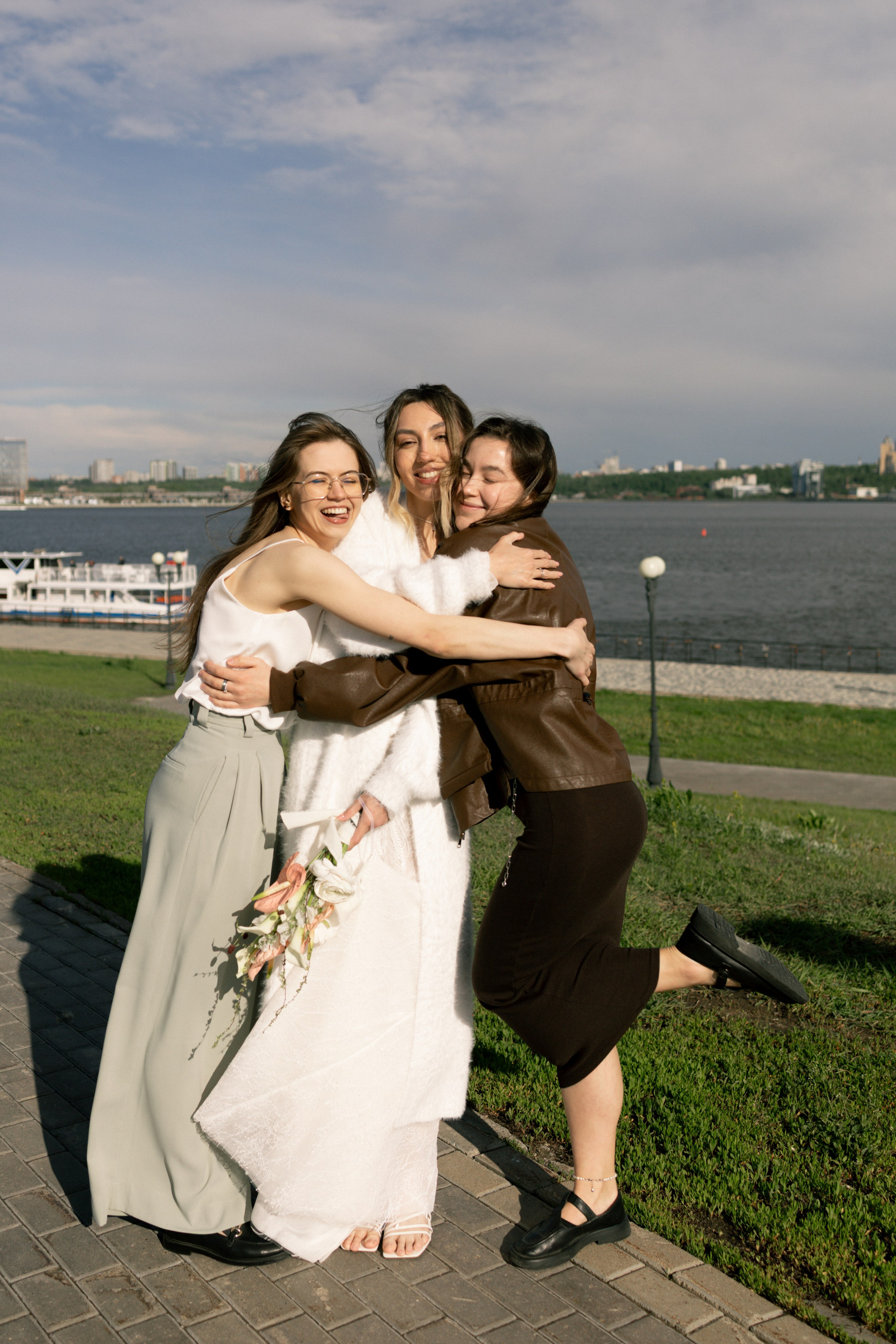 Диана и Дима. Сбежать из города на пароме | 15.05.2025. Фотограф Зарина. Казань