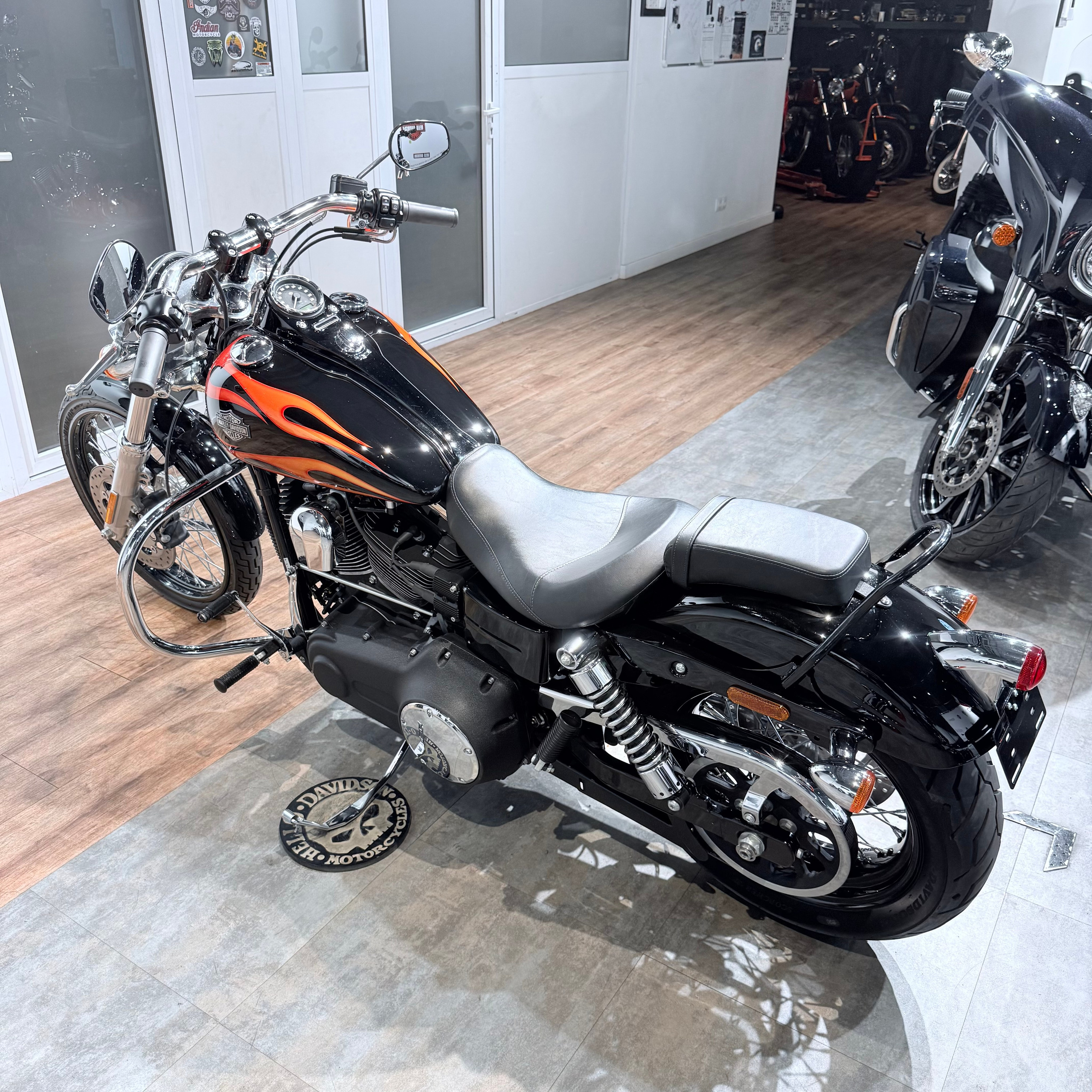 Купить Harley-Davidson 2012 DYNA Wide Glide 96 Blасk (Softail/Dyna) — подробнее на сайте. Hello Davidson, Москва. Только хорошие мотоц