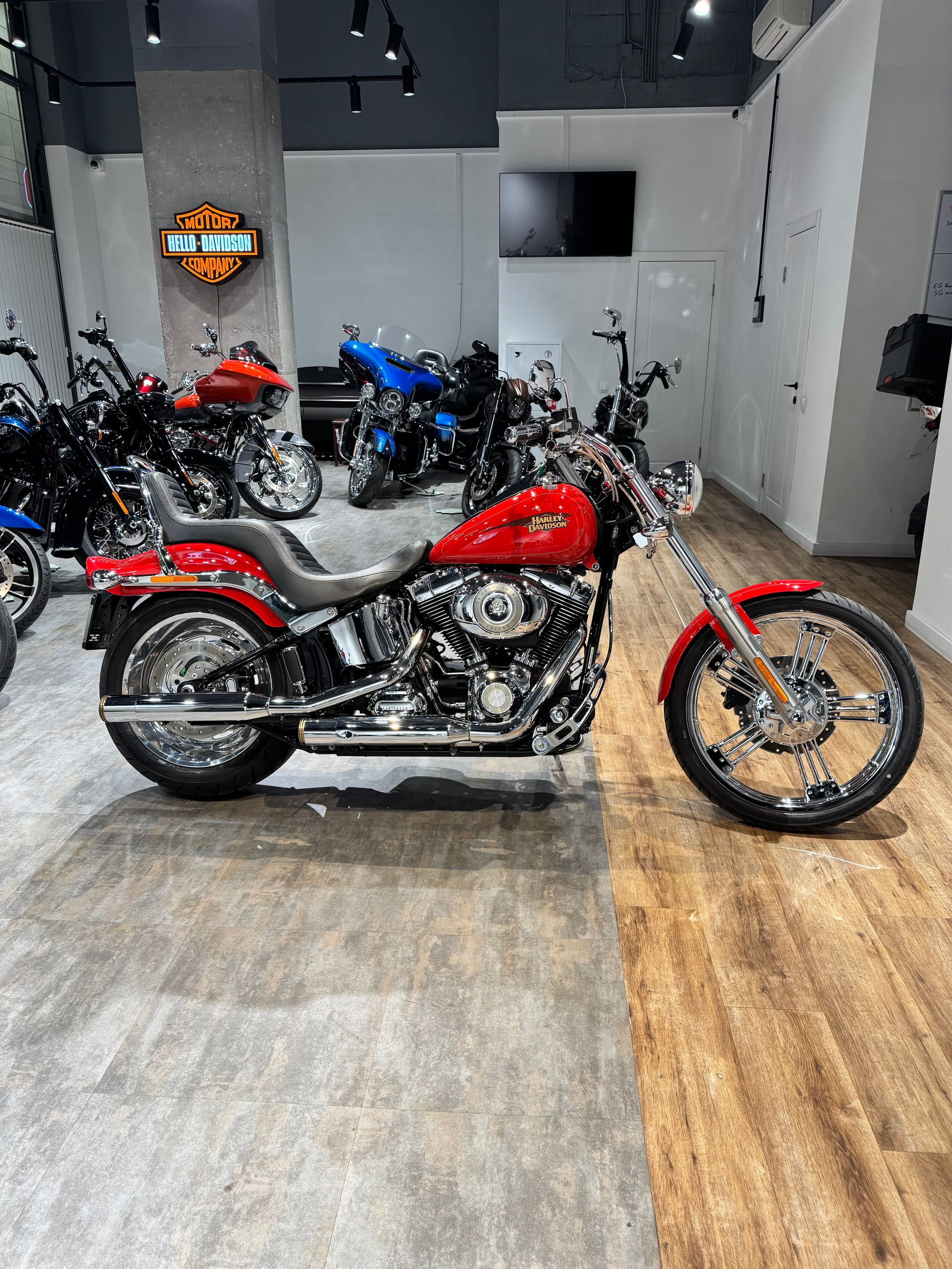 Harley Davidson 2010 Softail Custom — купить мотоцикл. Hello Davidson, Москва. Только хорошие мотоциклы…