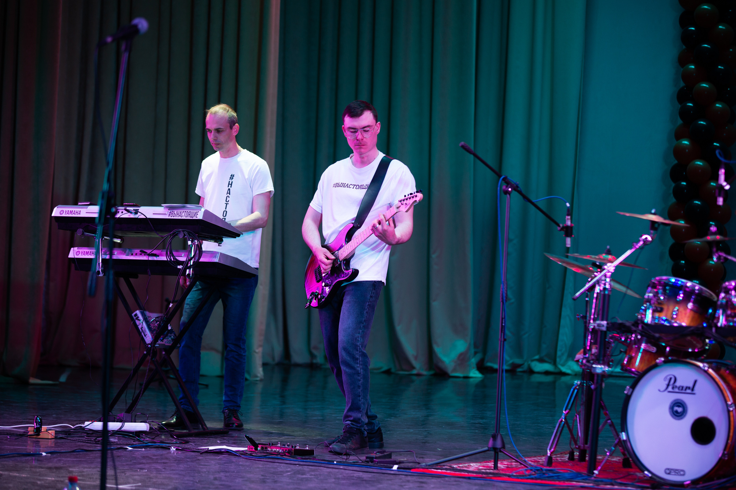 КОНЦЕРТ 9 МАЯ — " НАСТОЯЩЕЕ «,» ВРЕМЯ ". Профессиональный фотограф в Мценске и Орловской области