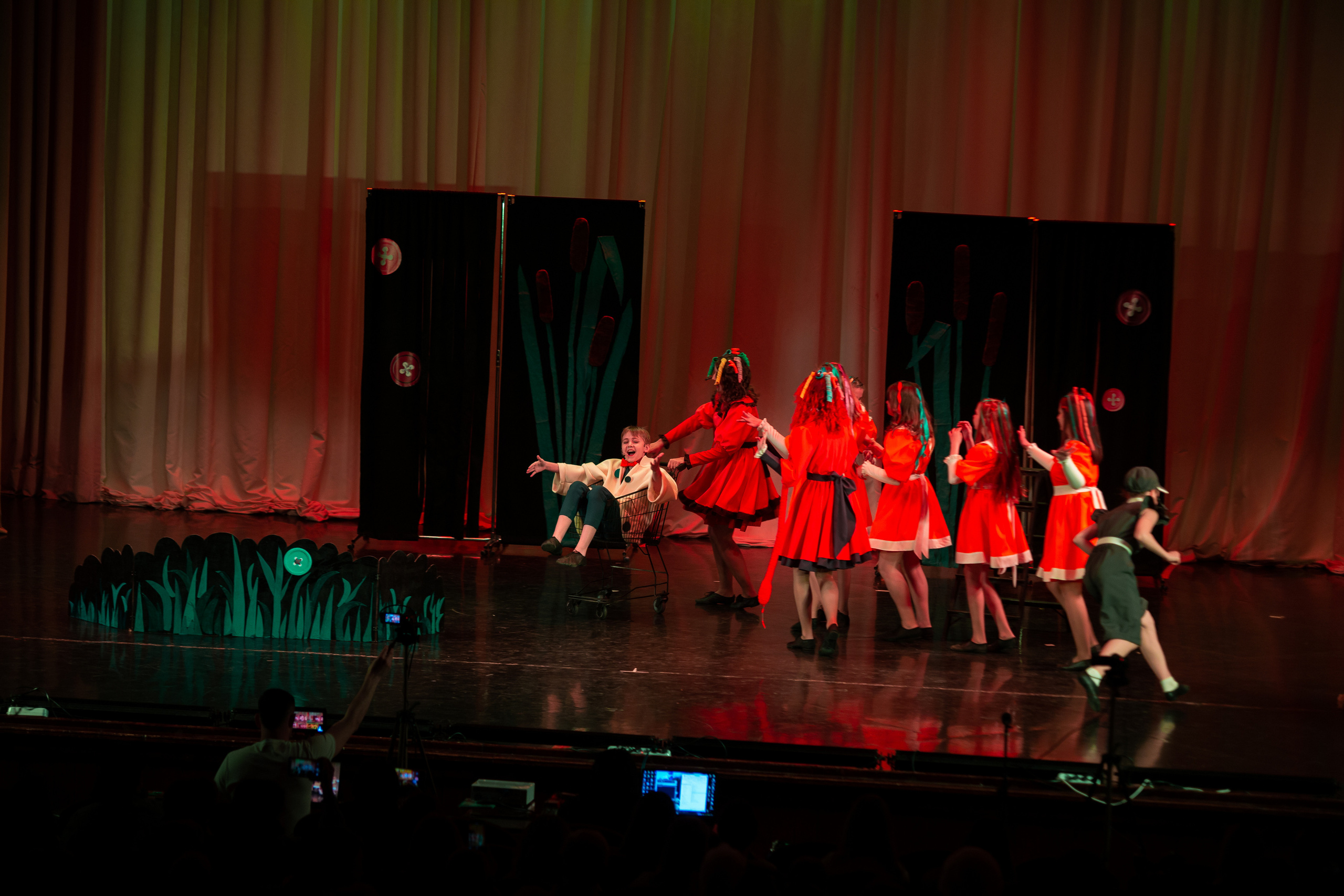 Театр-студия «ОК"ФАНТАЗИЯ» Премьера сказки „ДИКИЙ“. Профессиональный фотограф в Мценске и Орловской области