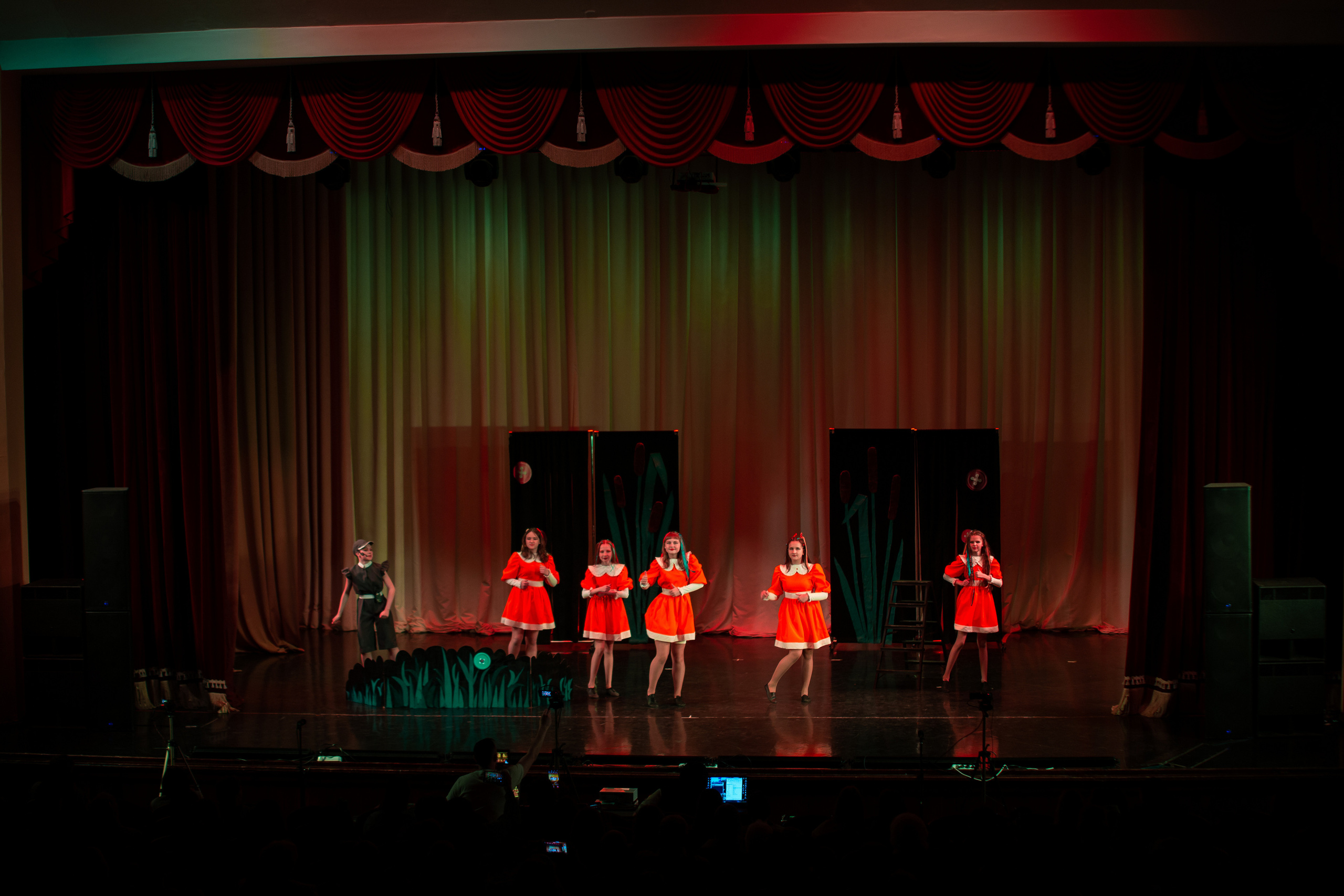 Театр-студия «ОК"ФАНТАЗИЯ» Премьера сказки „ДИКИЙ“. Профессиональный фотограф в Мценске и Орловской области