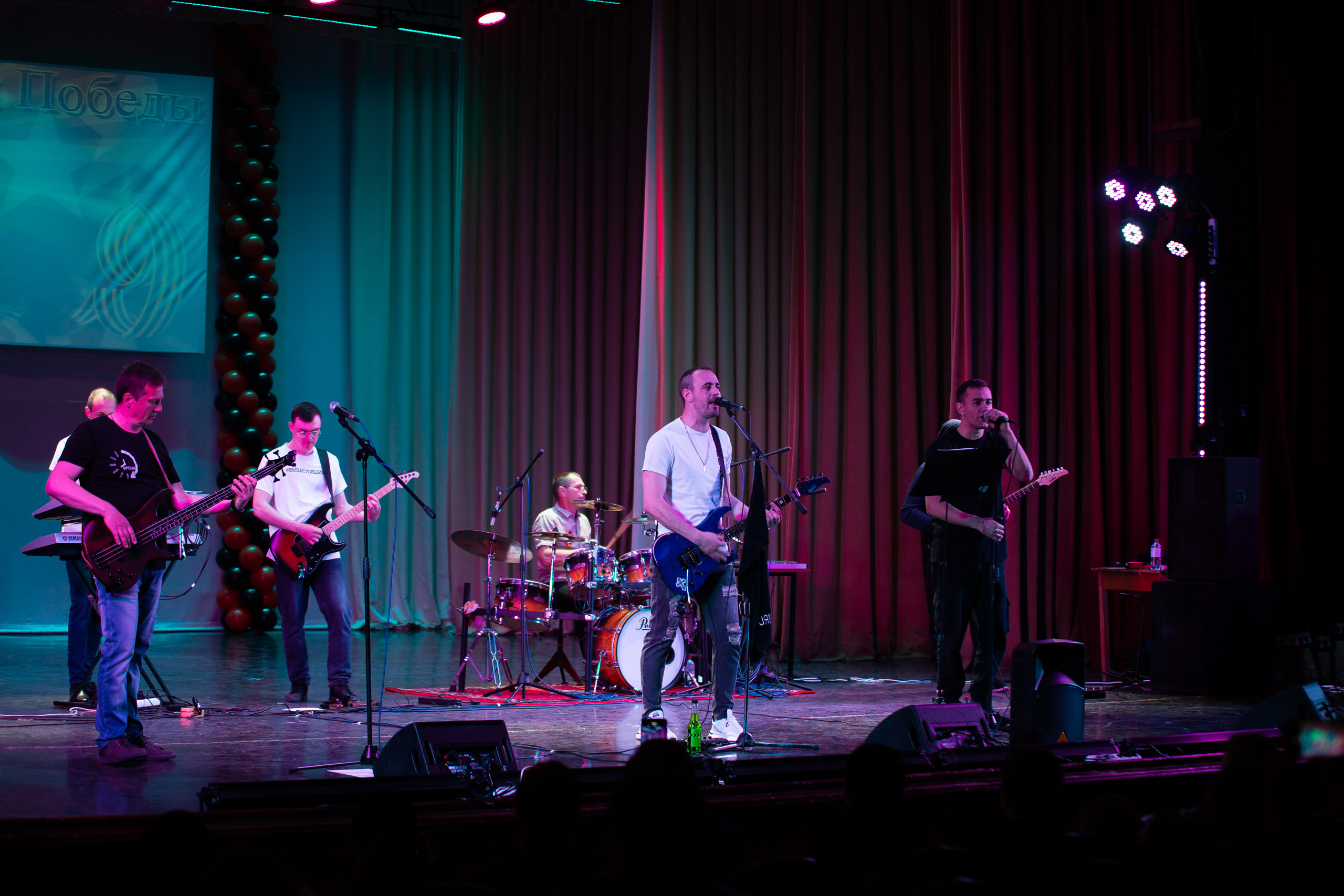 КОНЦЕРТ 9 МАЯ — " НАСТОЯЩЕЕ «,» ВРЕМЯ ". Профессиональный фотограф в Мценске и Орловской области