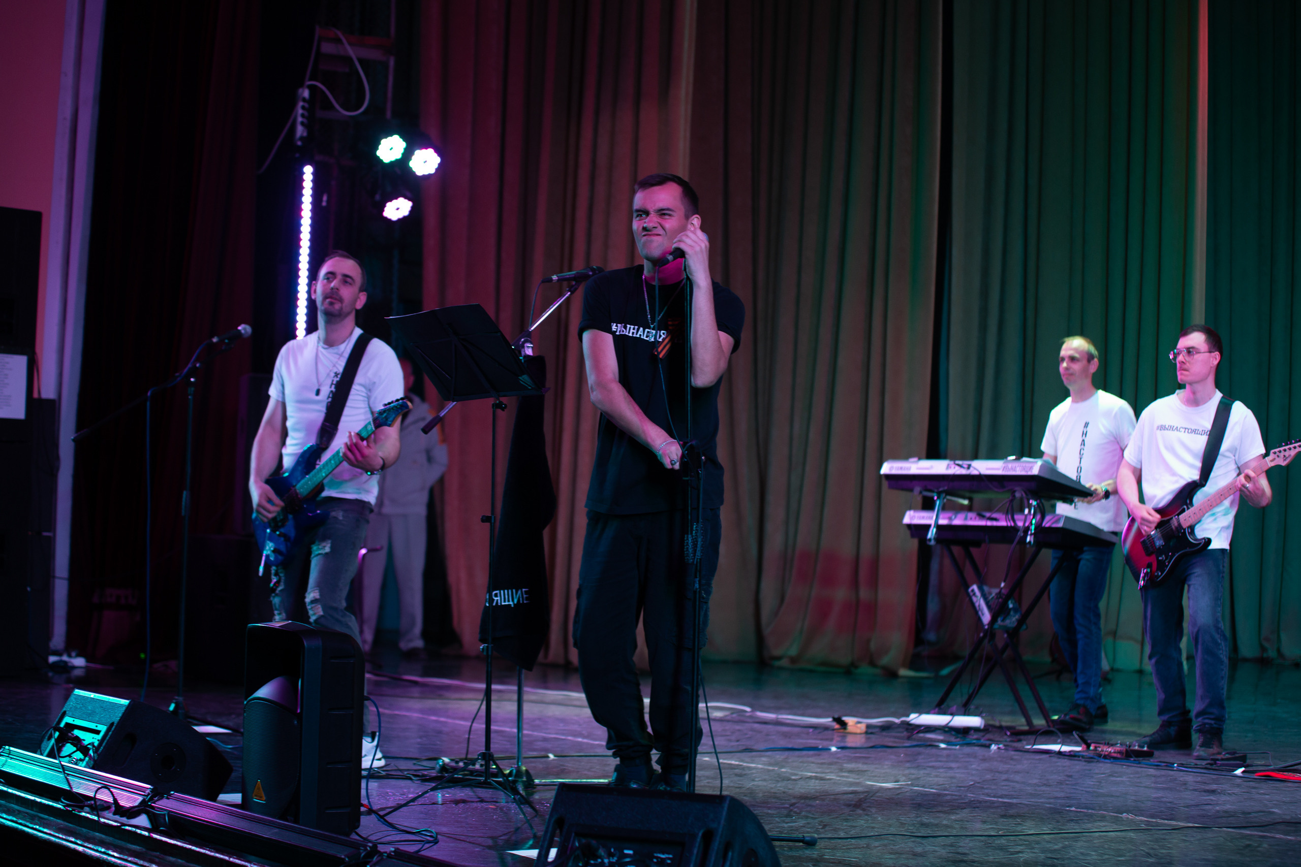 КОНЦЕРТ 9 МАЯ — " НАСТОЯЩЕЕ «,» ВРЕМЯ ". Профессиональный фотограф в Мценске и Орловской области