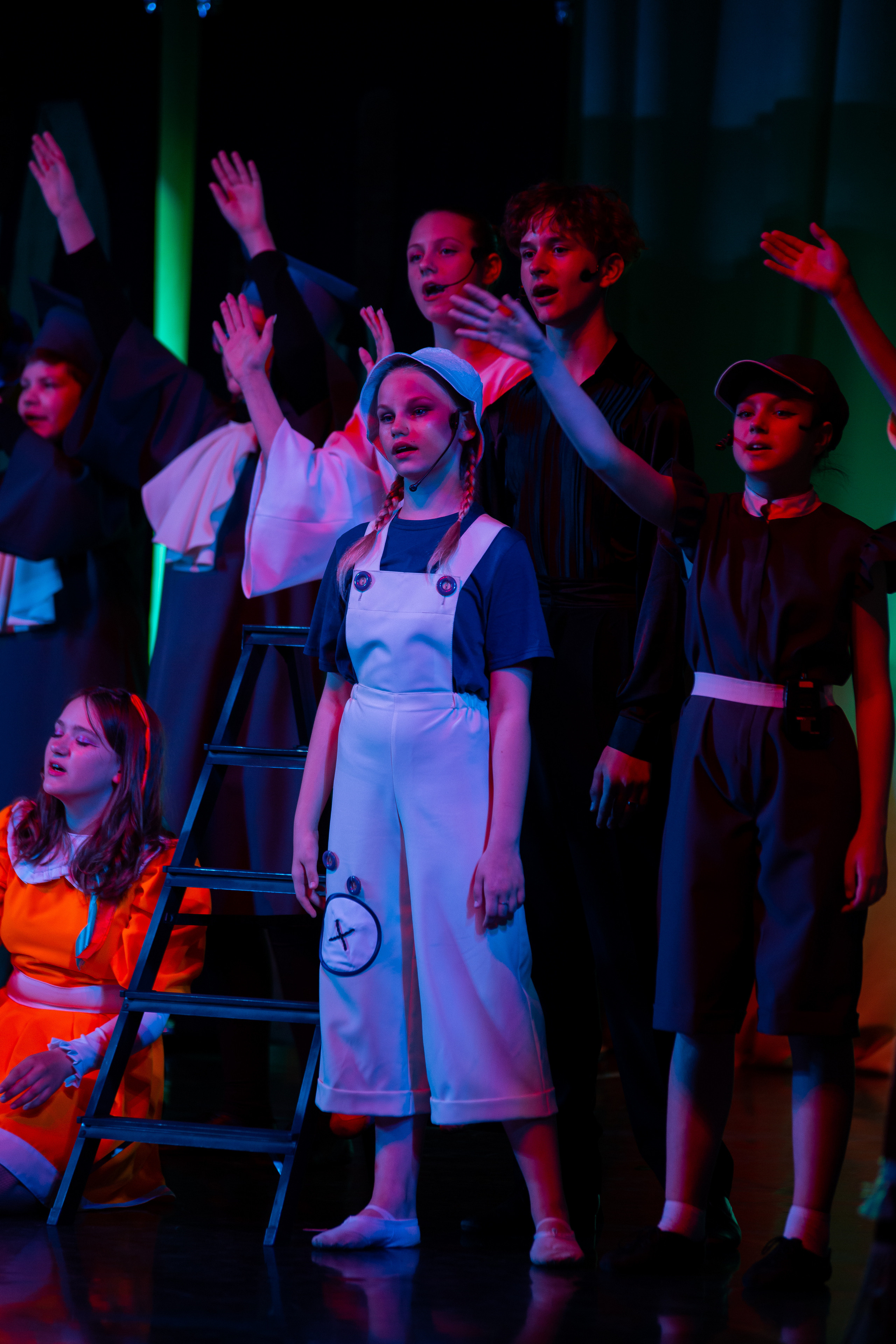 Театр-студия «ОК"ФАНТАЗИЯ» Премьера сказки „ДИКИЙ“. Профессиональный фотограф в Мценске и Орловской области