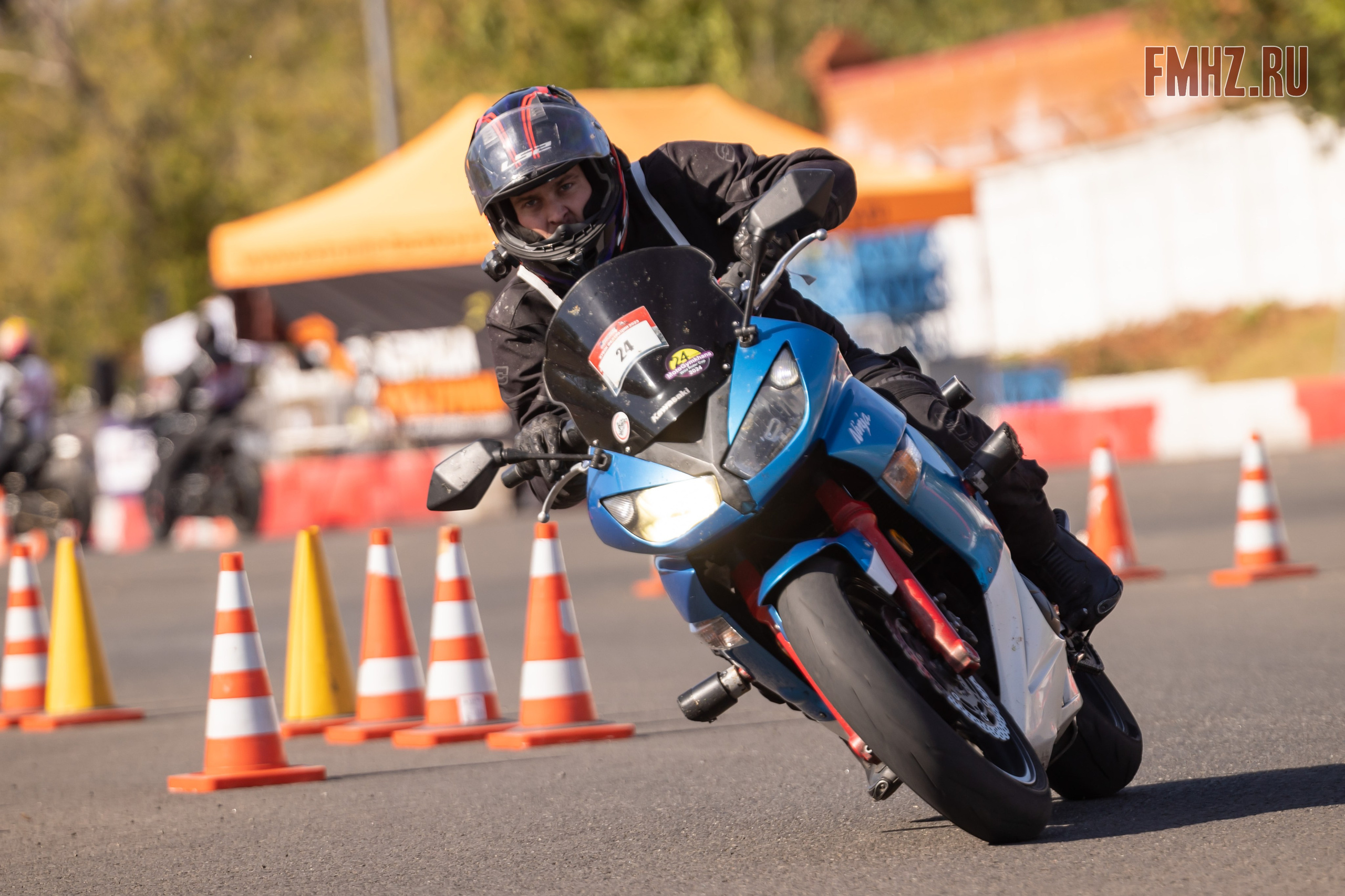 Соревнования по мотоджимхане на площадке Мосгортранс 15.09.2024. Фотограф Владимир Охрименко