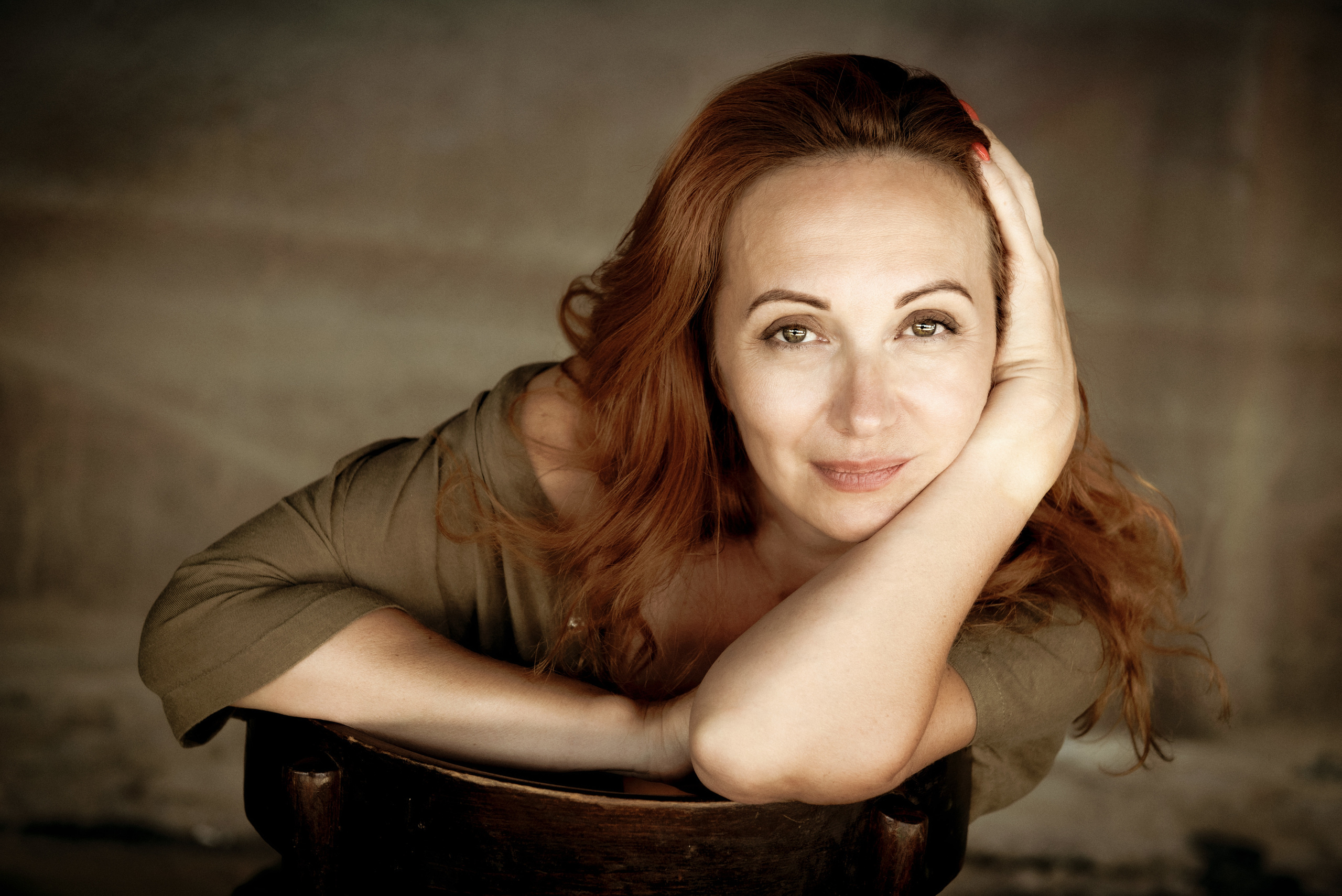 Ярослава. Спасибо за проявленный интерес к моему творчеству! Меня зовут Россохат