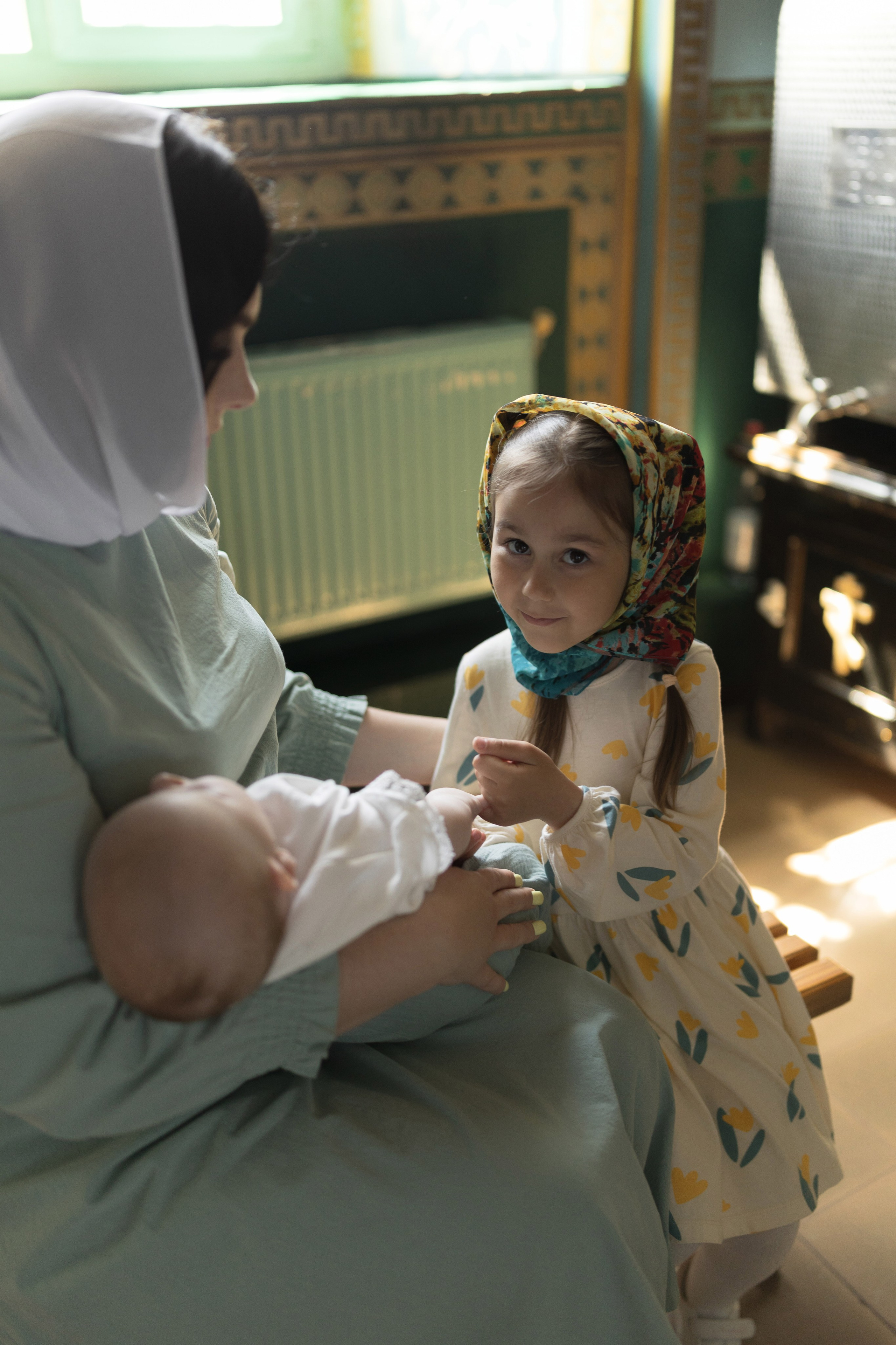 Крещение Егора в Николаевской церкви. Анастасия Безуглова- свадебный фотограф в Таганроге