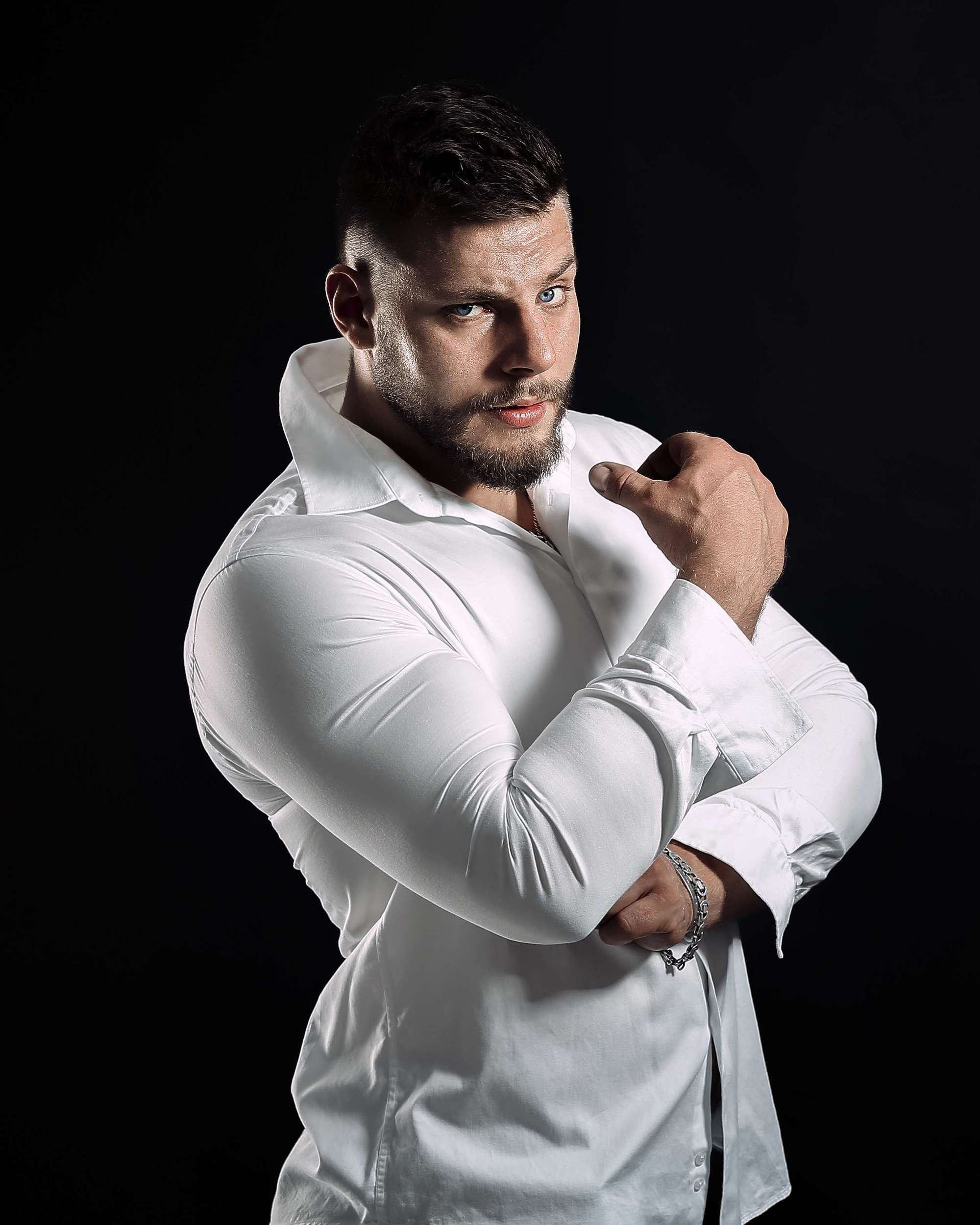 Мужской портрет. Фотограф Минск Юлия Войнич