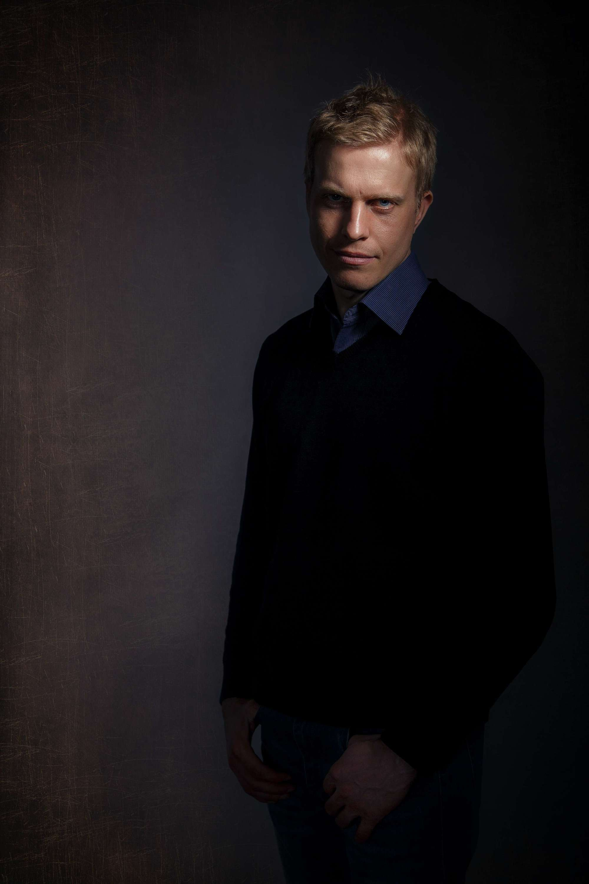 Мужской портрет. Фотограф Минск Юлия Войнич