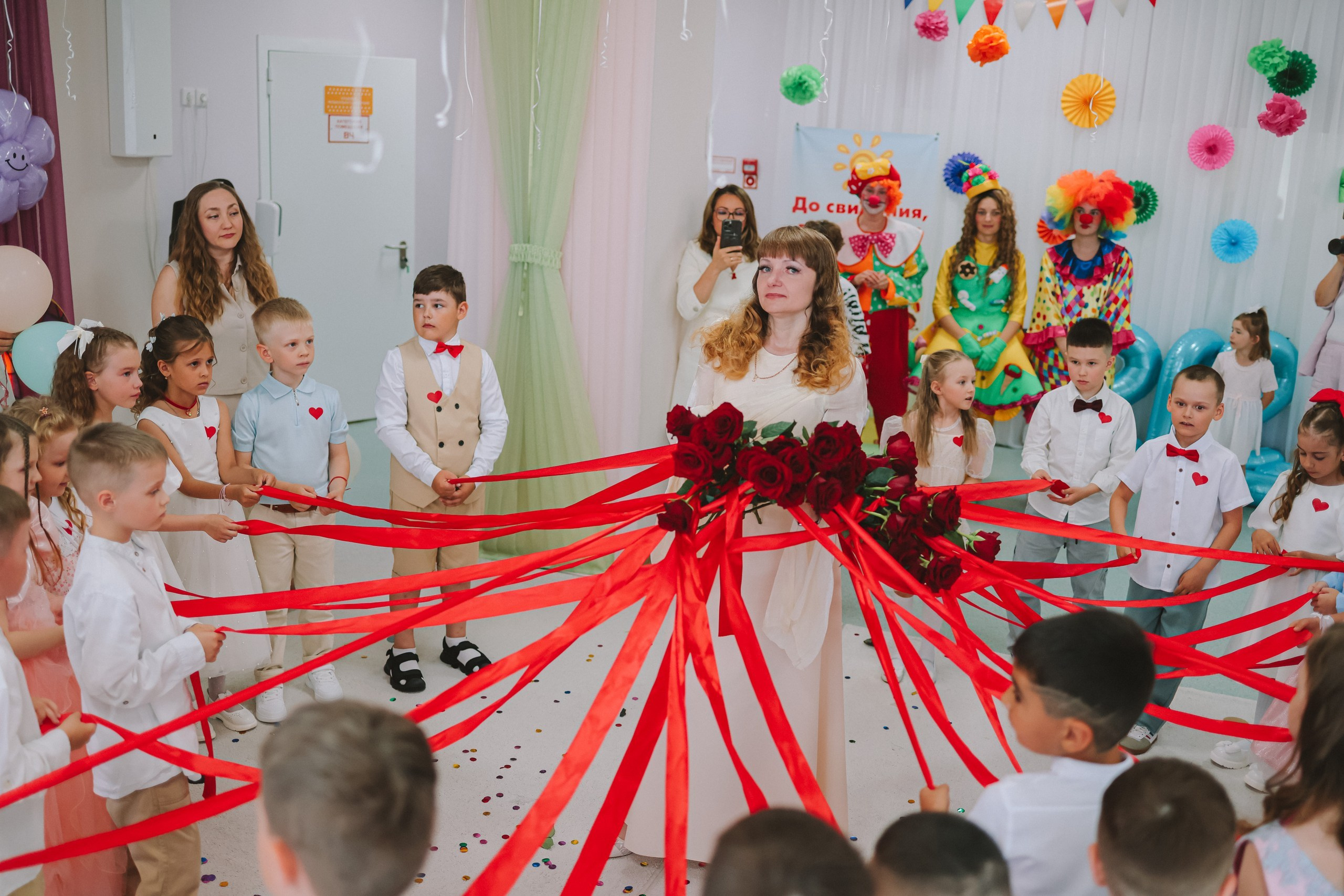 Выпускной репортаж. Семейный фотограф Тюмень, фотограф на роды Салмина Мария