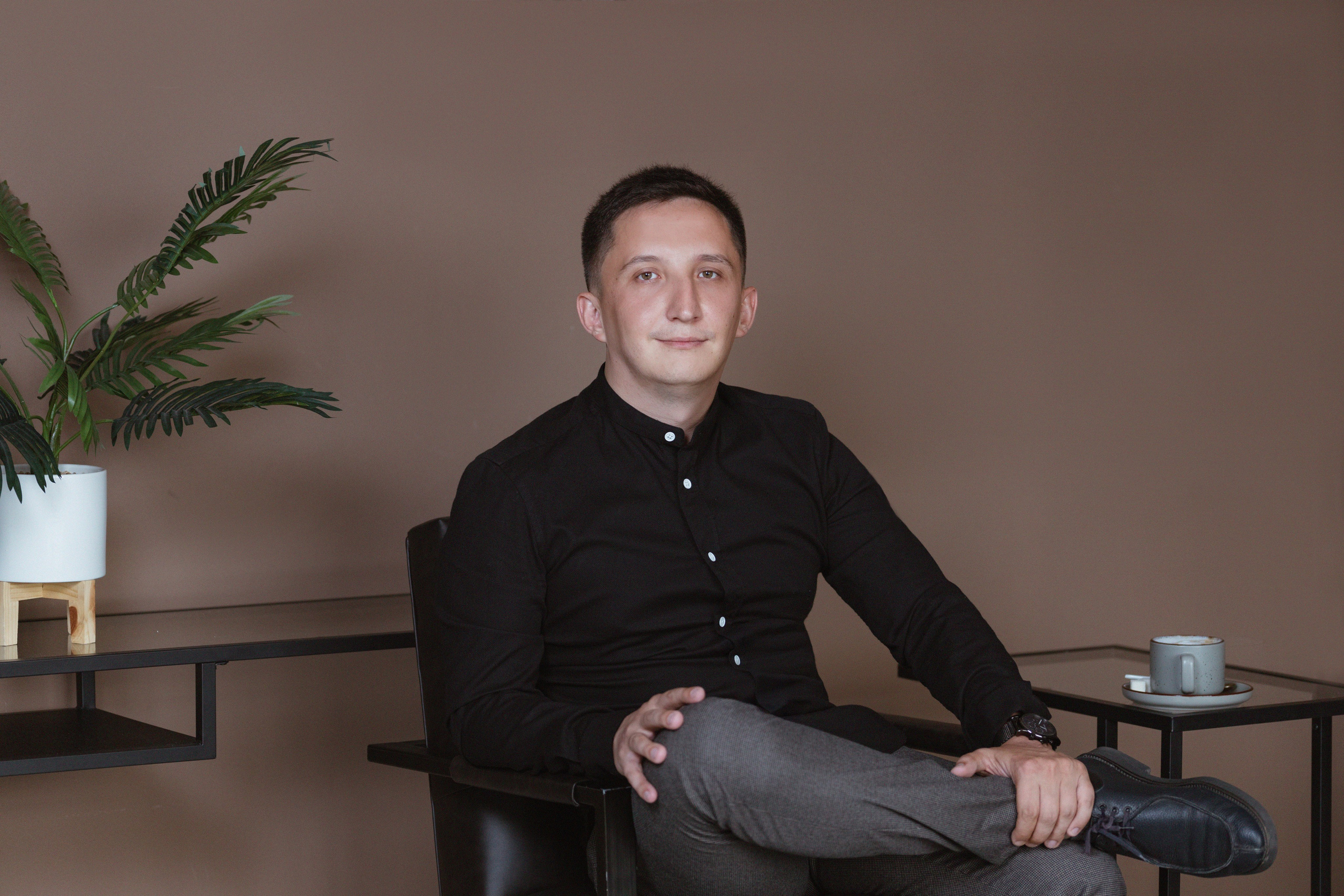 Ильдар для журнала Forbes. Коммерческий фотограф в Алматы Марина Милис. Съёмка для брендов, компаний и проектов