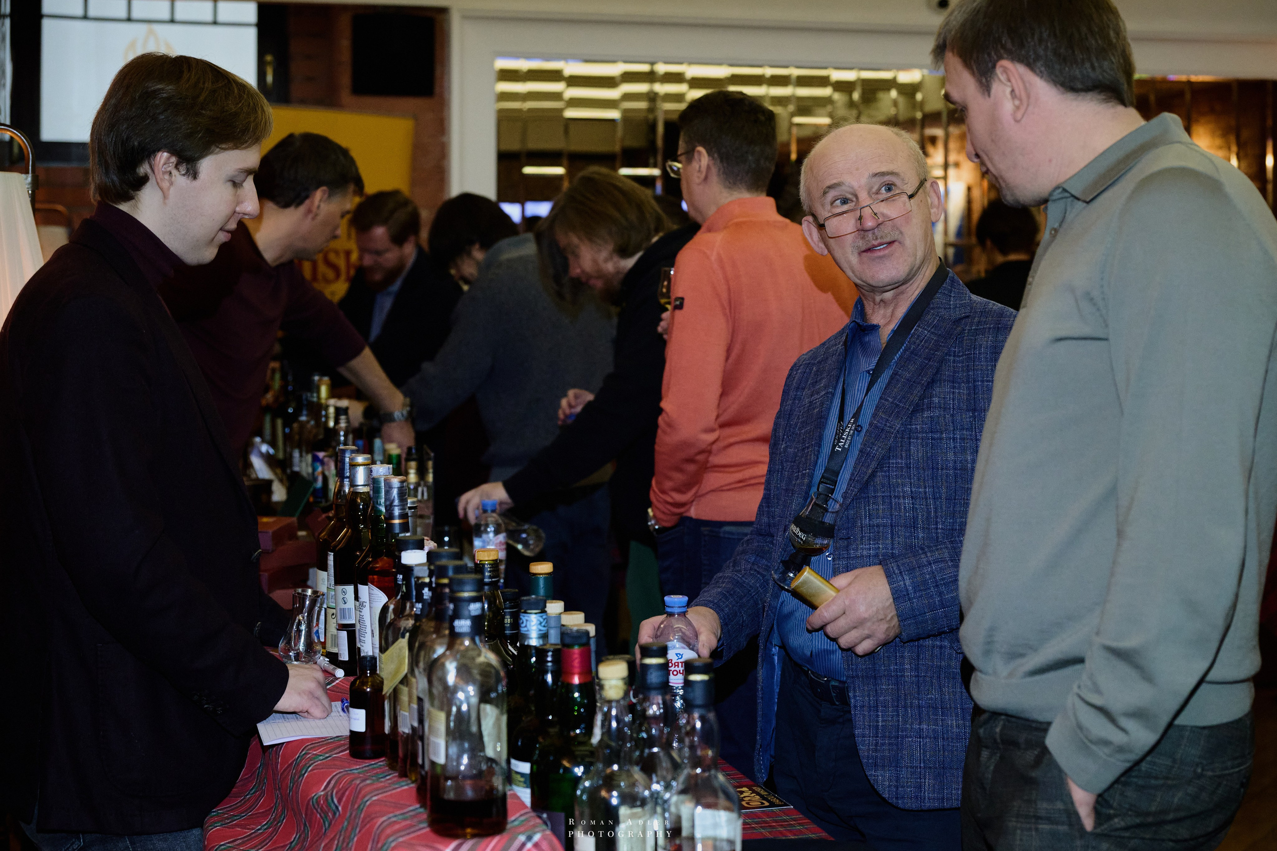 Whisky Rooms. ISLAY DAY. Фотограф Роман Адлер