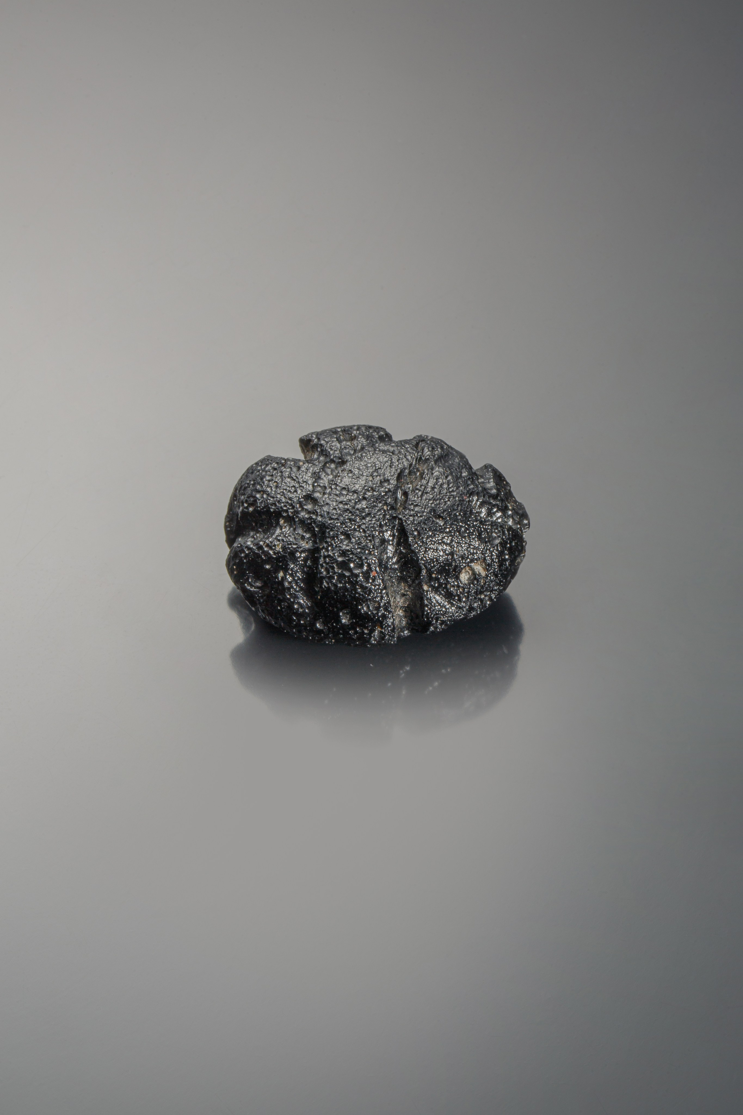 Профессиональная обработка натуральных камней, минералов и ископаемых | Студия SVITHART