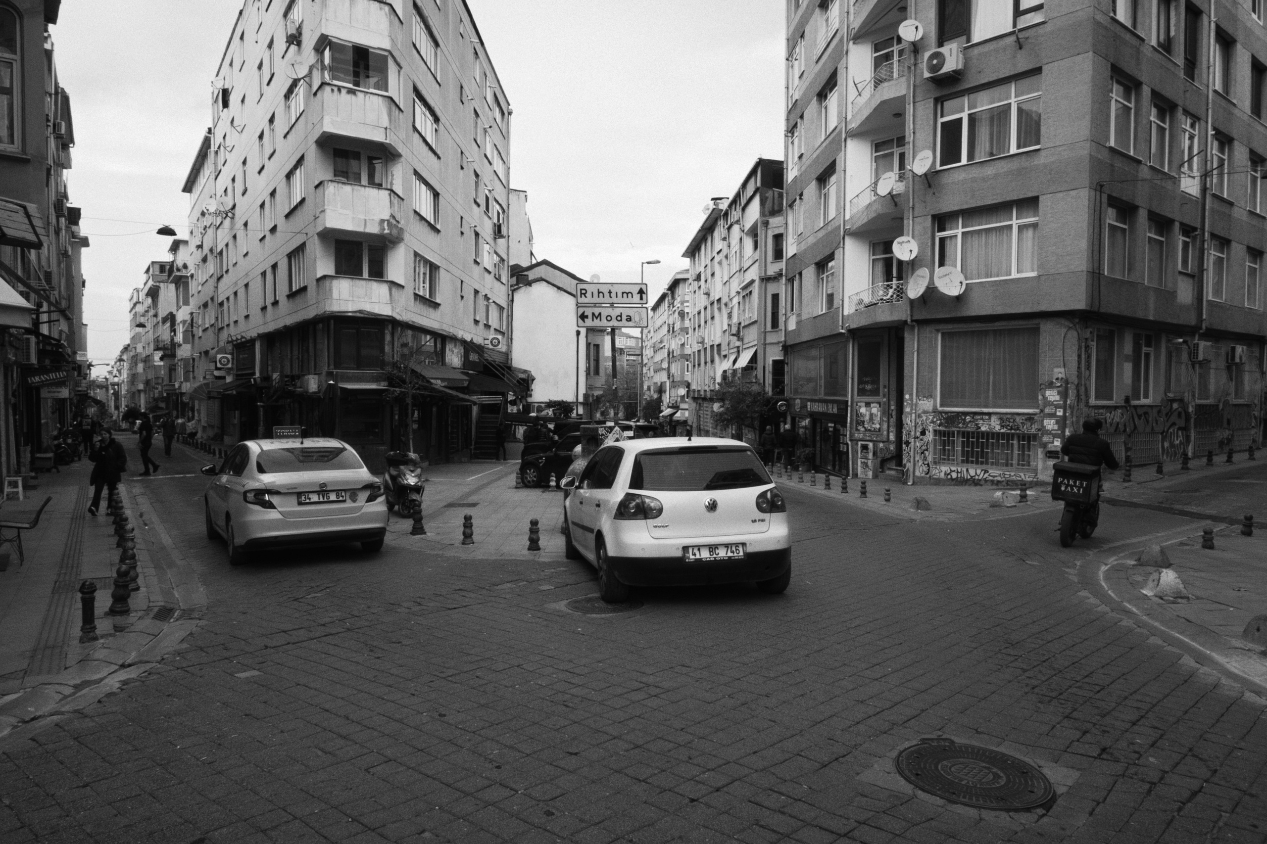 Kadikoy x Moda, Istanbul / Türkey AW25. Фотограф Юрин Евгений