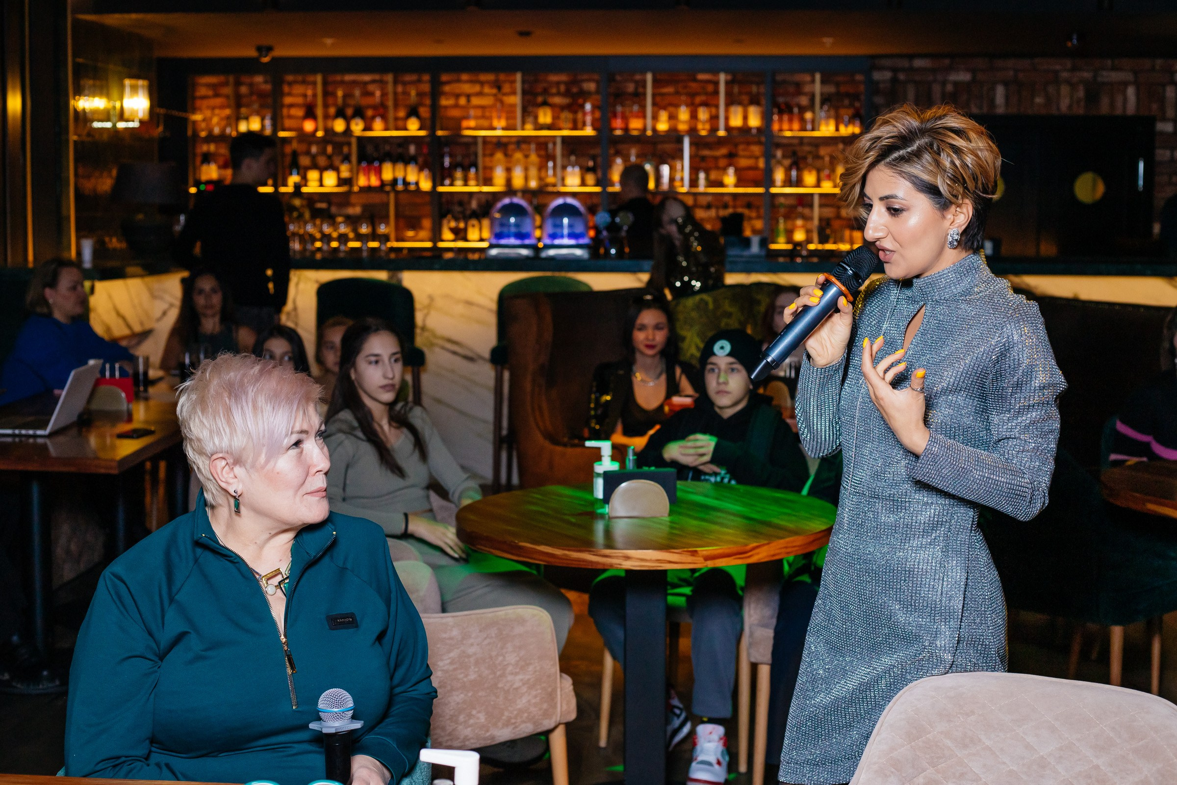 КАРАОКЕ БАР P'YANO. Репортажный и портретный фотограф в Екатеринбурге Гизатуллин Марат