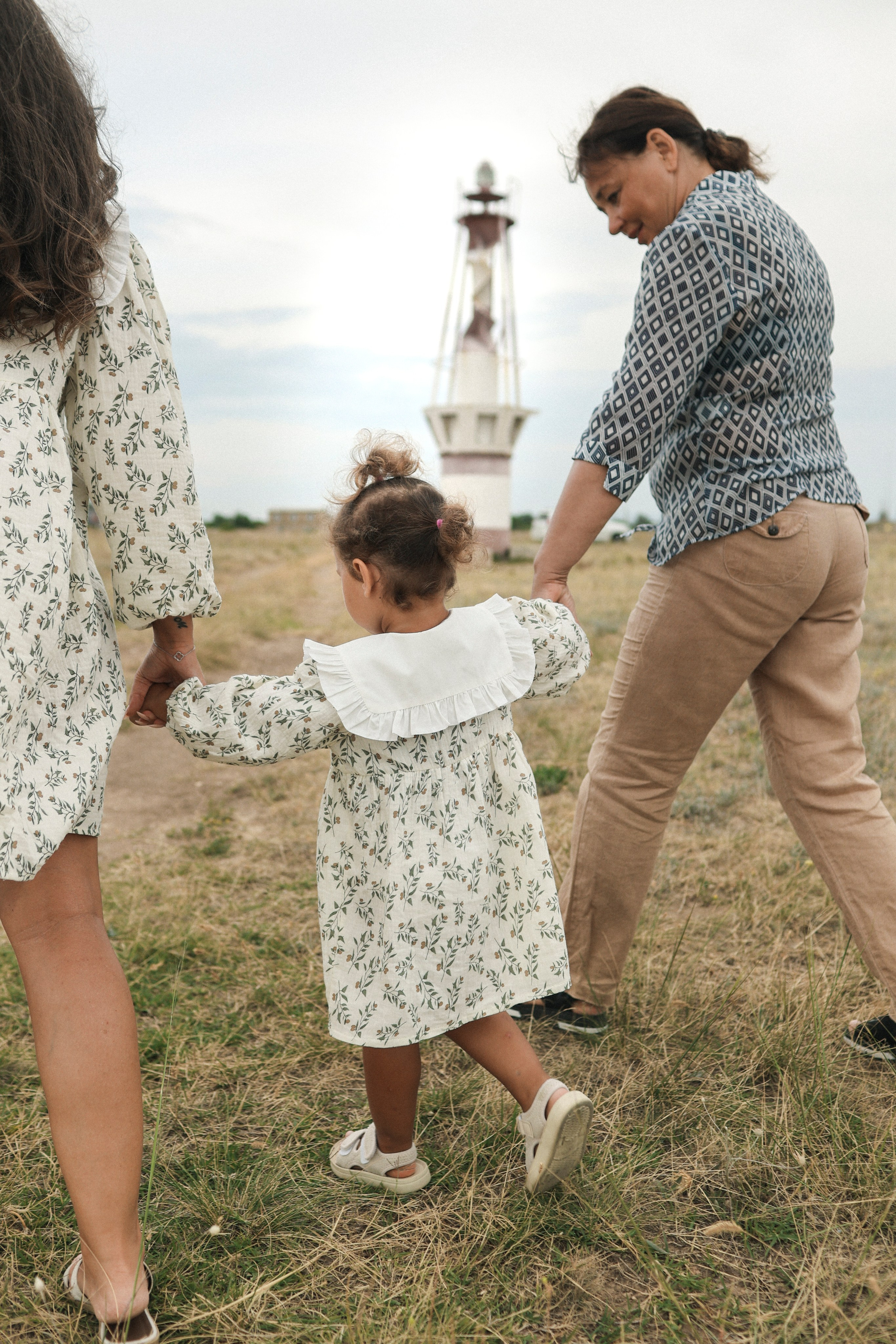 Пойдем, словлю тебе кузнечика. Свадебный и портретный фотограф. Видеограф на Свадьбу. Севастополь, Ялта, Симферополь, Крым
