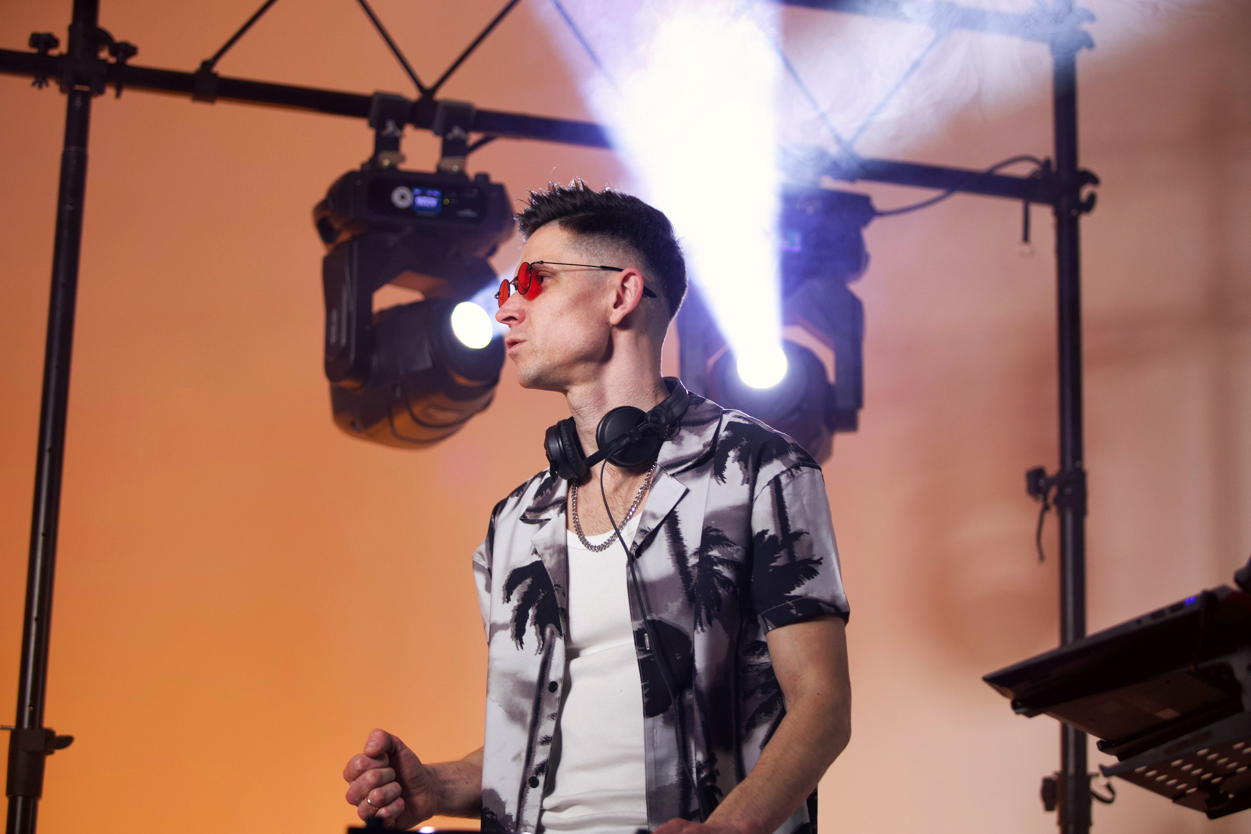 БЭКСТЕЙДЖ СТУДИЯ 12.7 V2. Репортажный фотограф Анапа