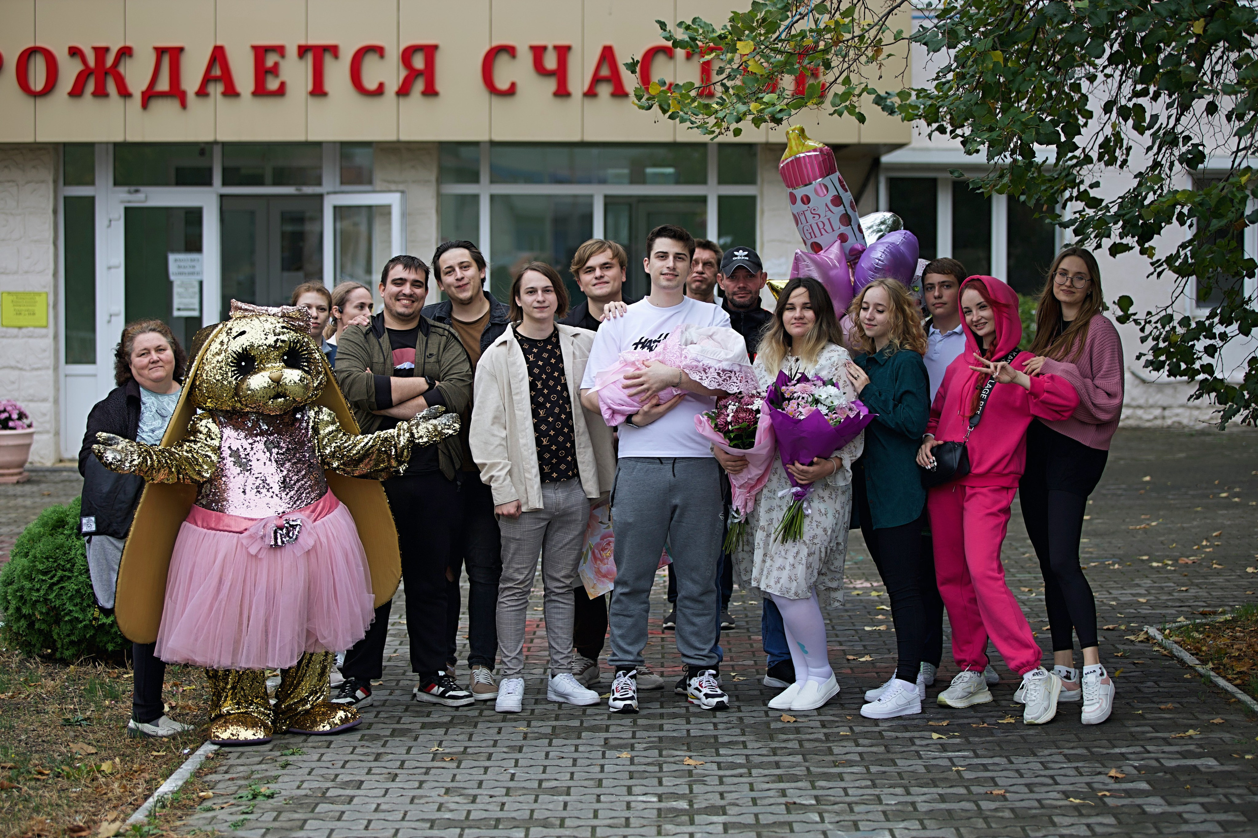 Выписка Аня и Давид. Репортажный фотограф Анапа