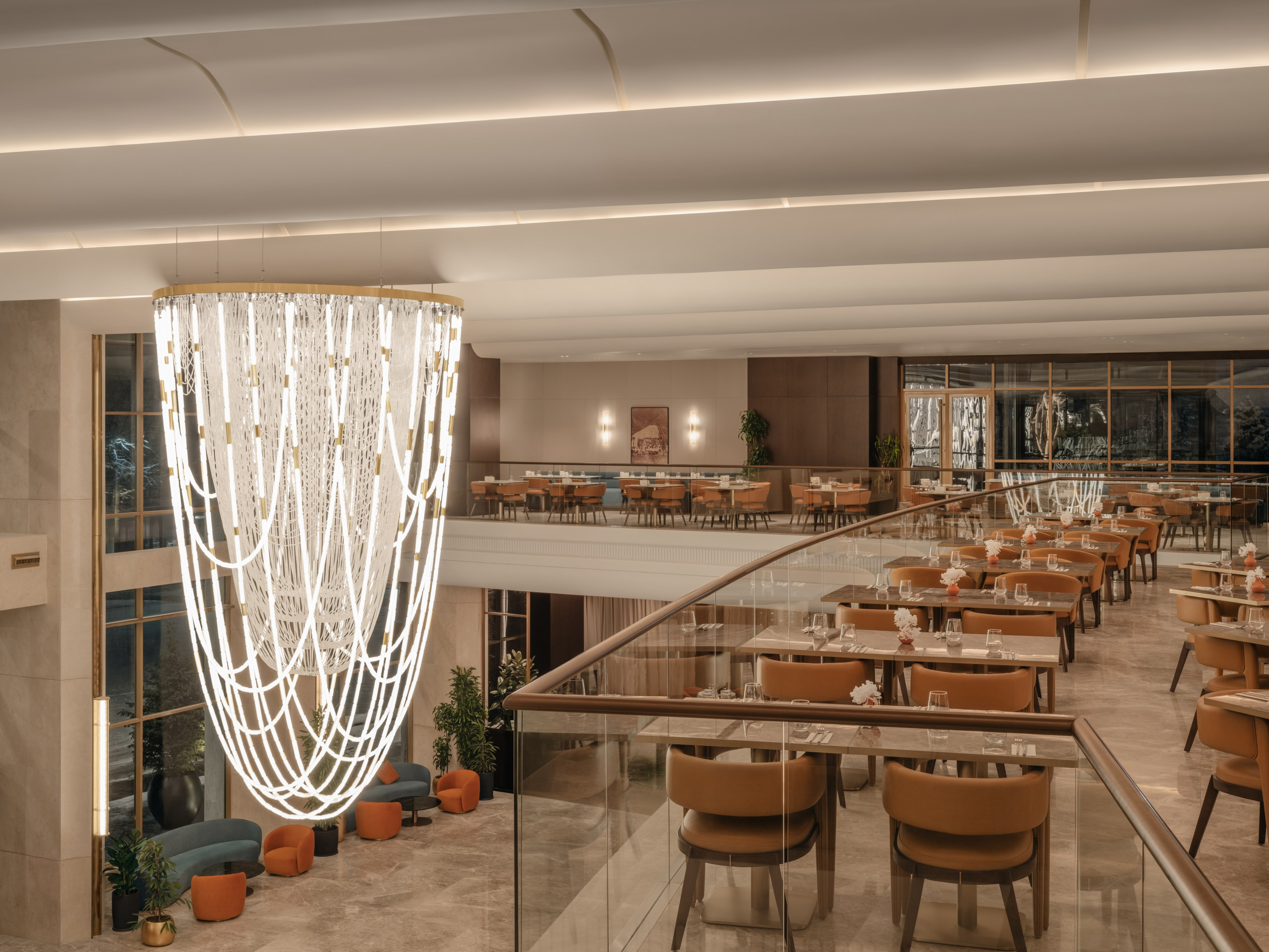 Архитектурная съёмка интерьера лобби отеля Казахстан в Алматы после реконструкции