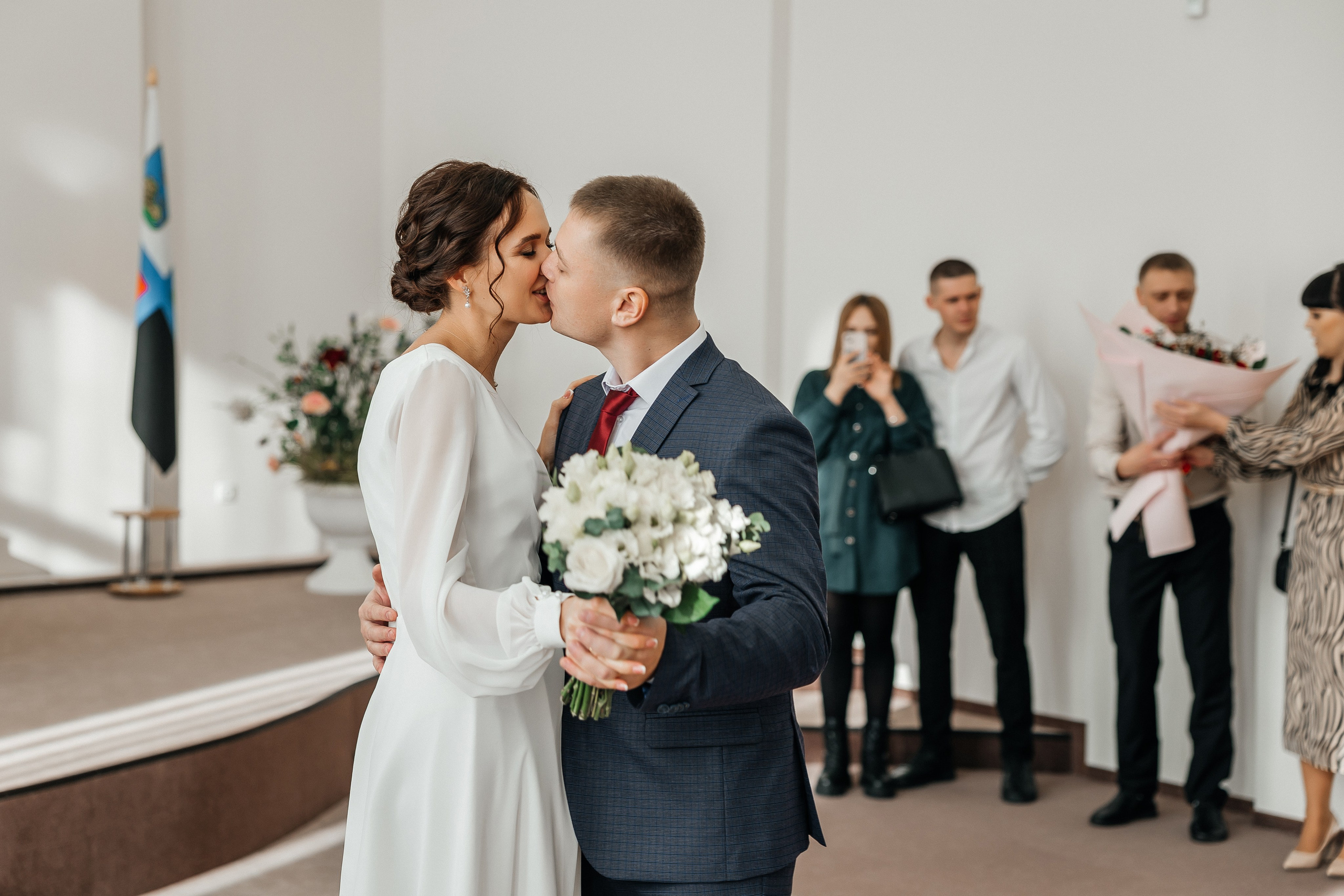 Торжественная регистрация. Марьяна Белая