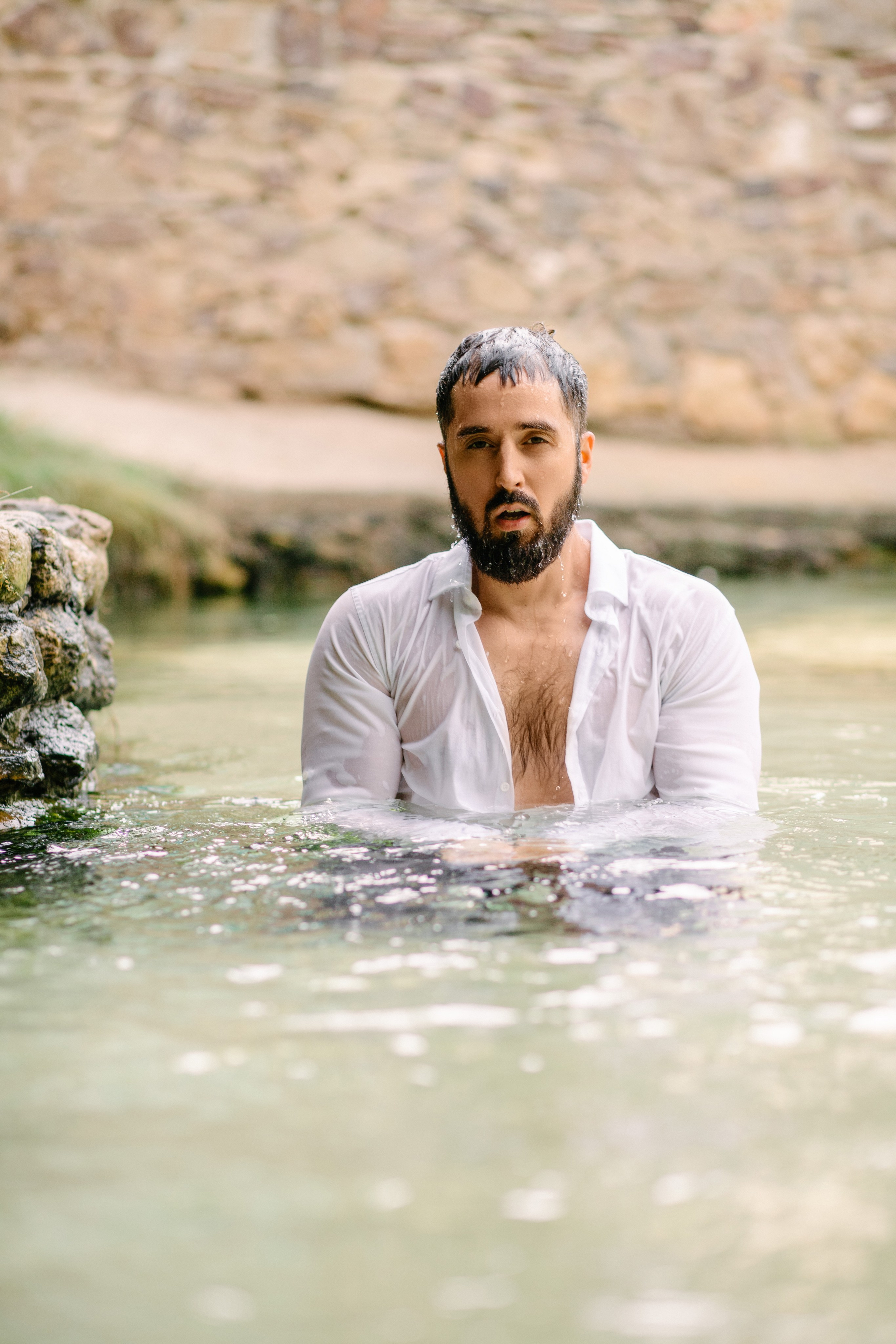 Артем. Ледяной родник. Нечехова Виктория