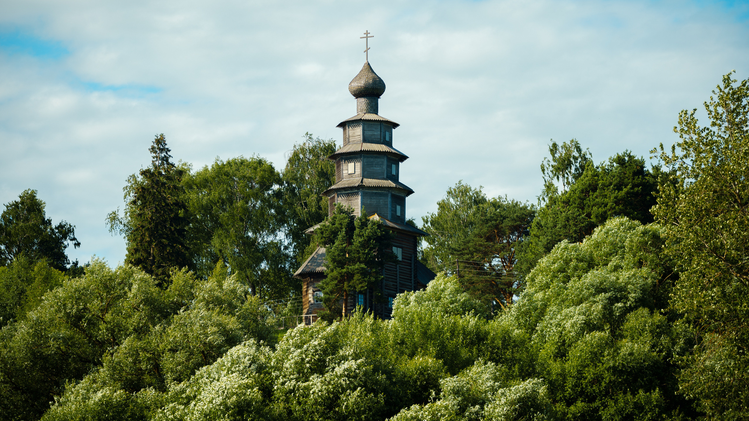 Деревянная церковь Тихвинской иконы Божией Матери