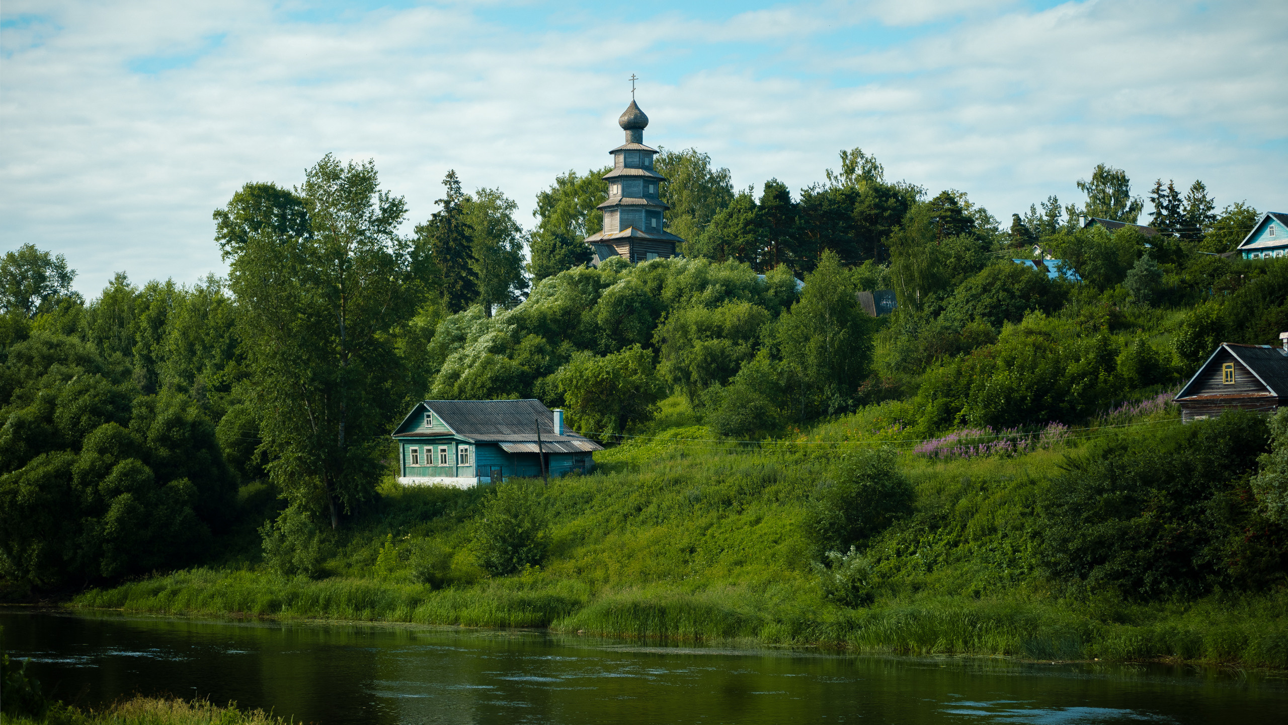 Деревянная церковь Тихвинской иконы Божией Матери
