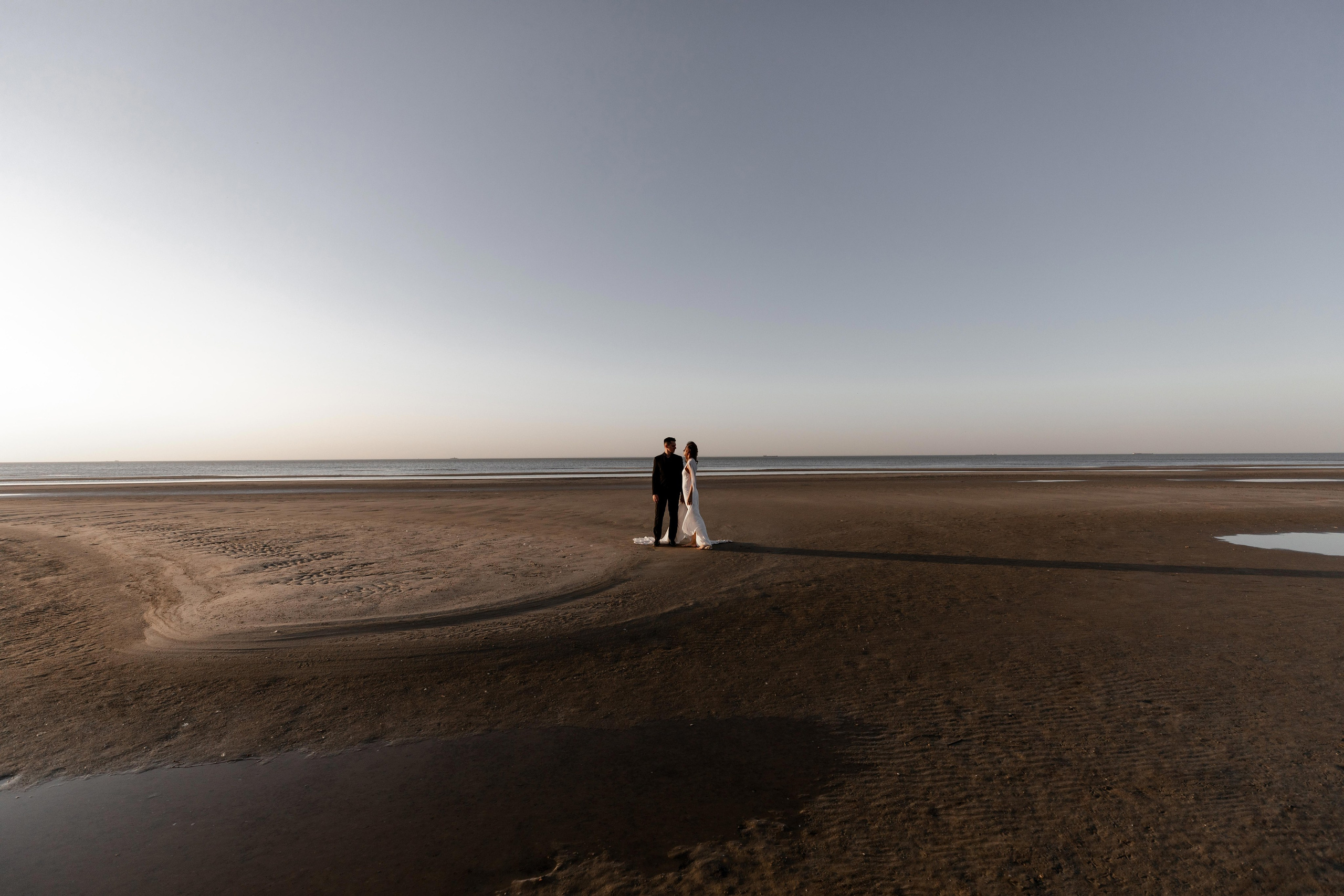 На берегу моря. Свадебный фотограф в Москве Топтыгин Иван