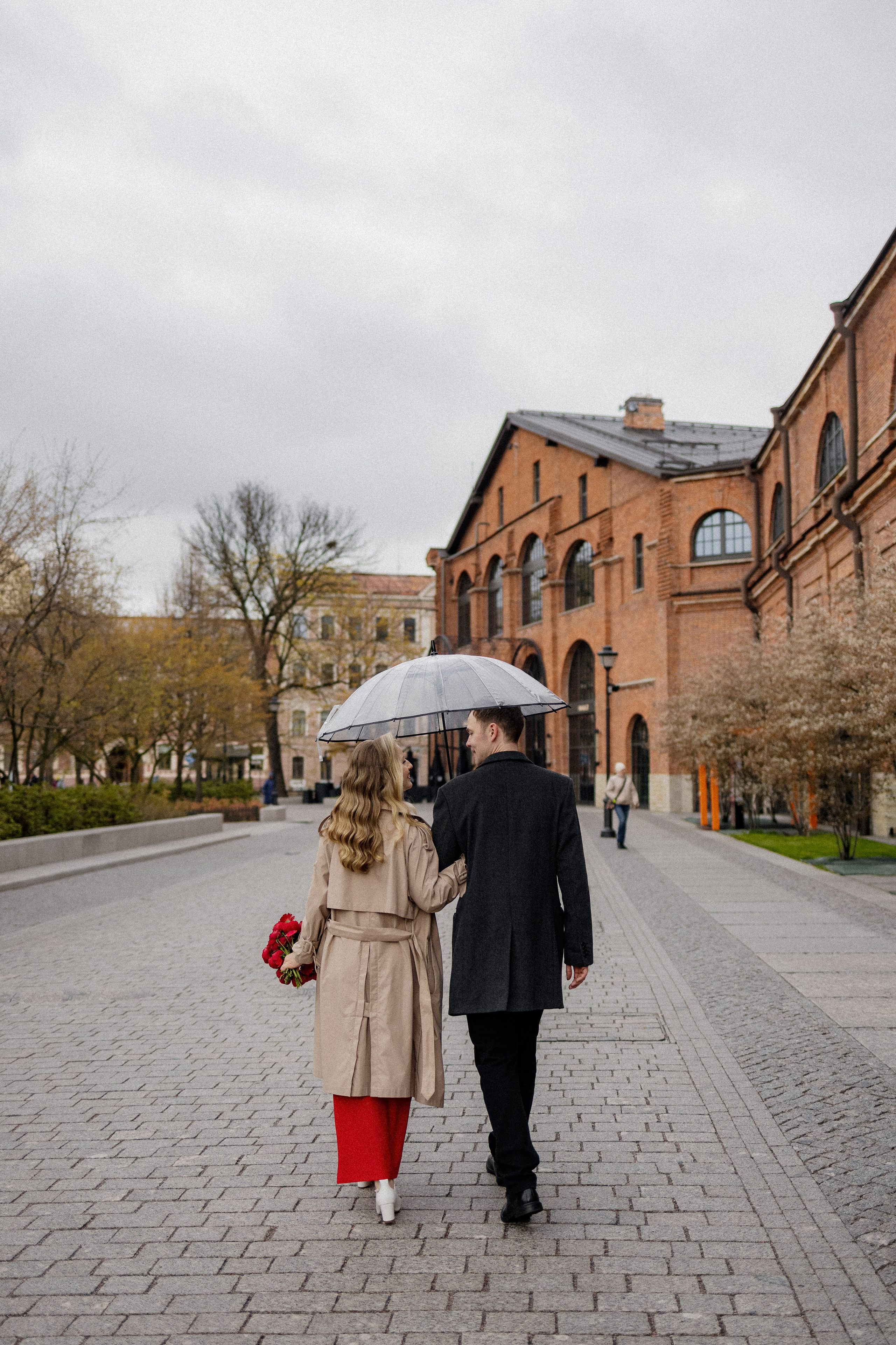 Прогулка по Новой Голландии. Свадебный фотограф в Санкт-Петербурге Ксения Кобышева