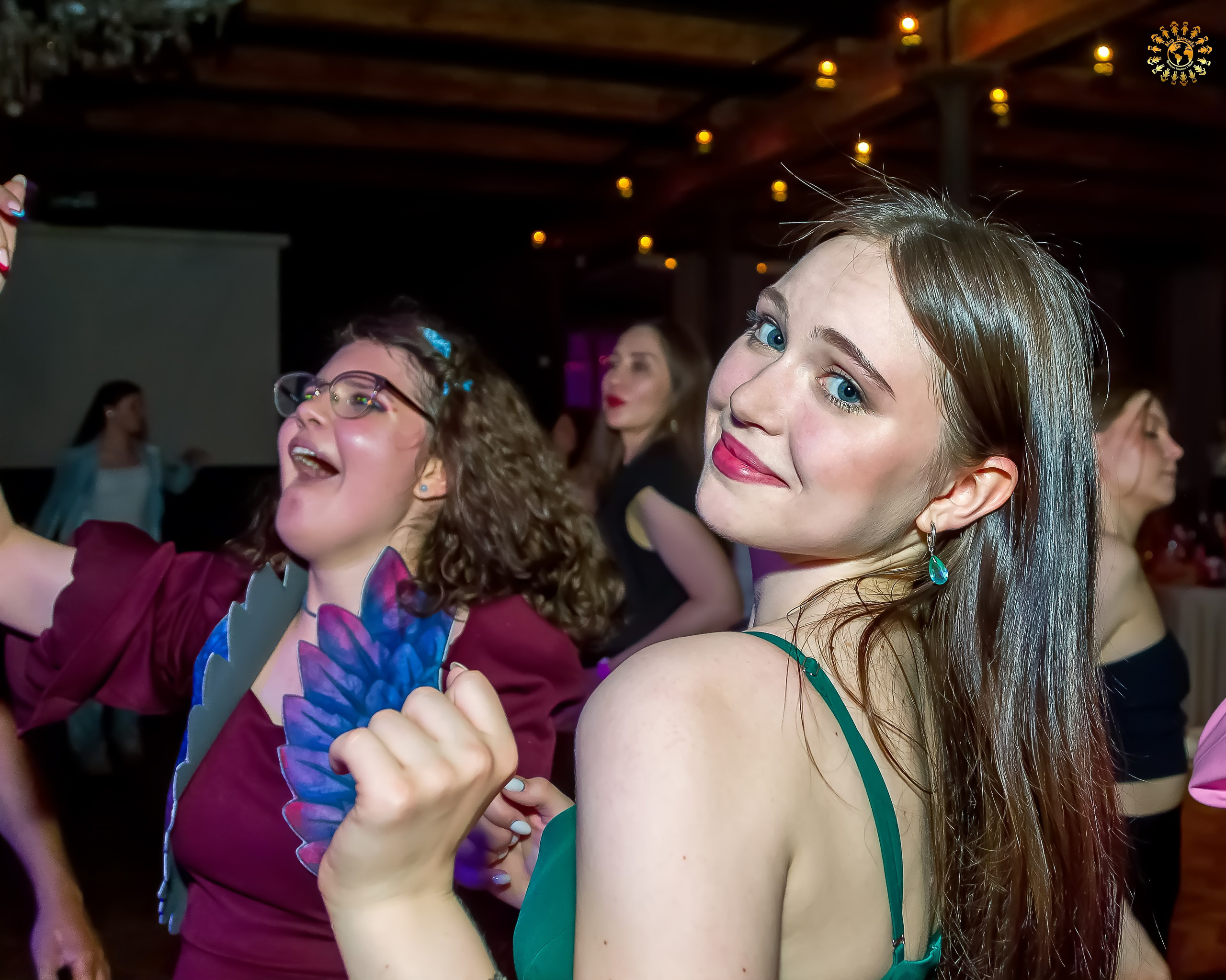 Выпускной 2023 (11-е классы) клуб «Джаггер», Москва. Репортажная съемка в Москве и области. Анималистика