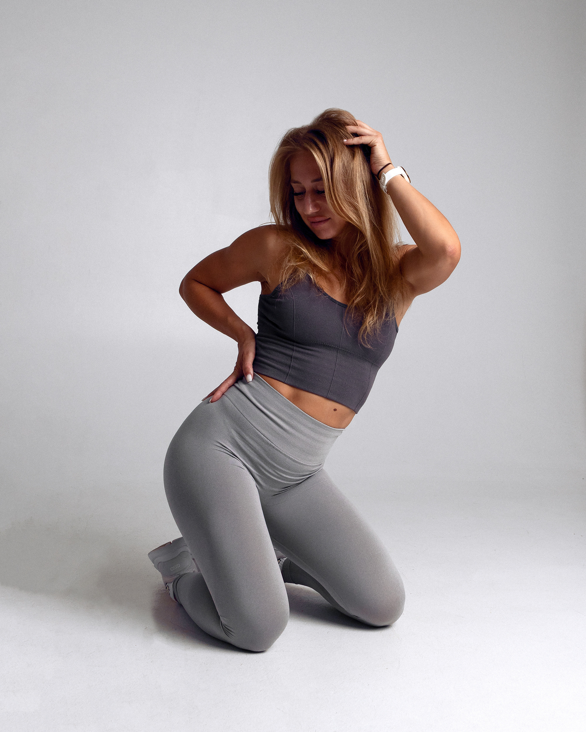 Инна на циклораме. Женский фотограф в Магнитогорске Шапошников Данил