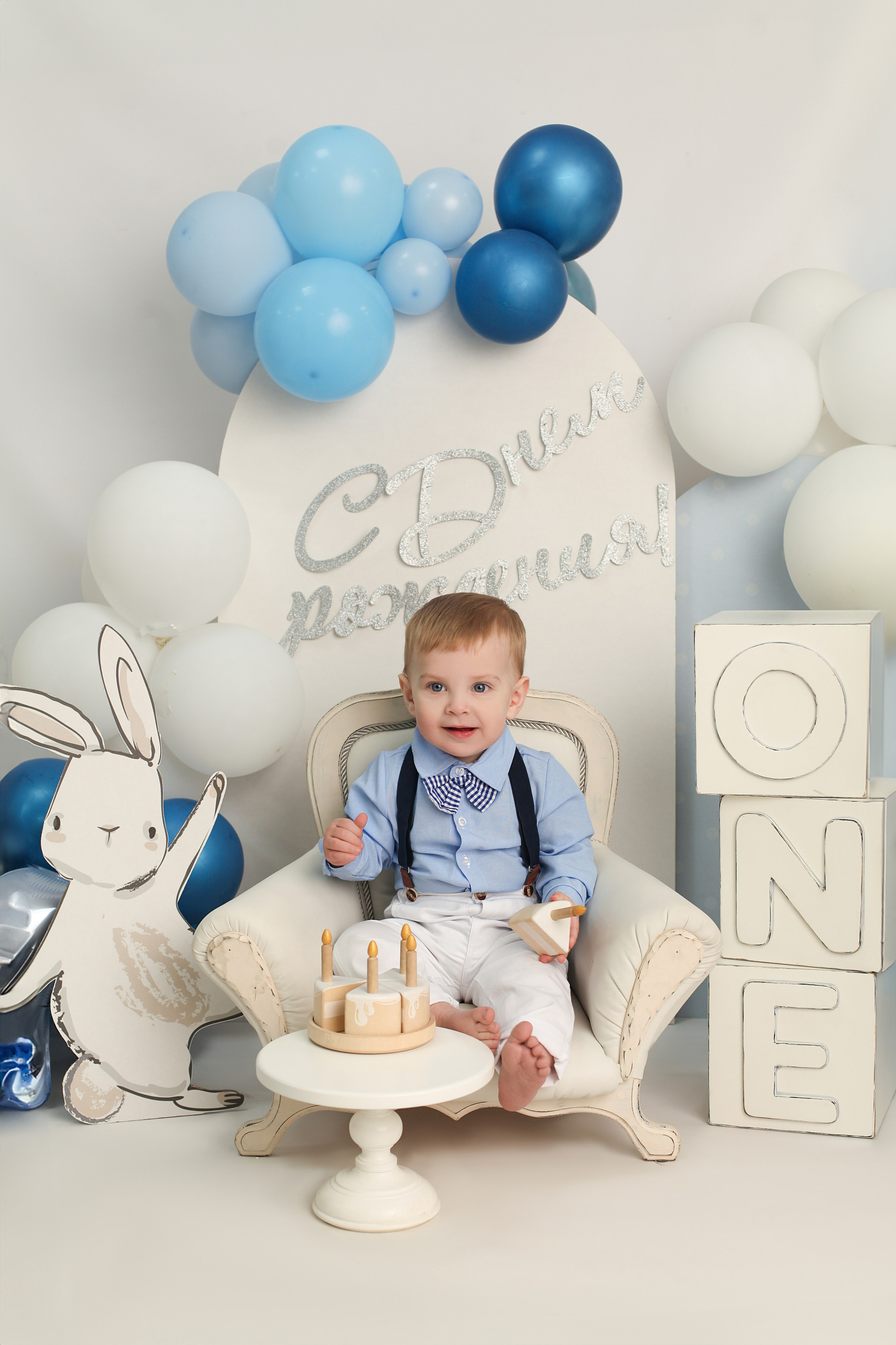 Годовасие. Фотограф Новорождённых и детский фотограф в Санкт-Петербурге