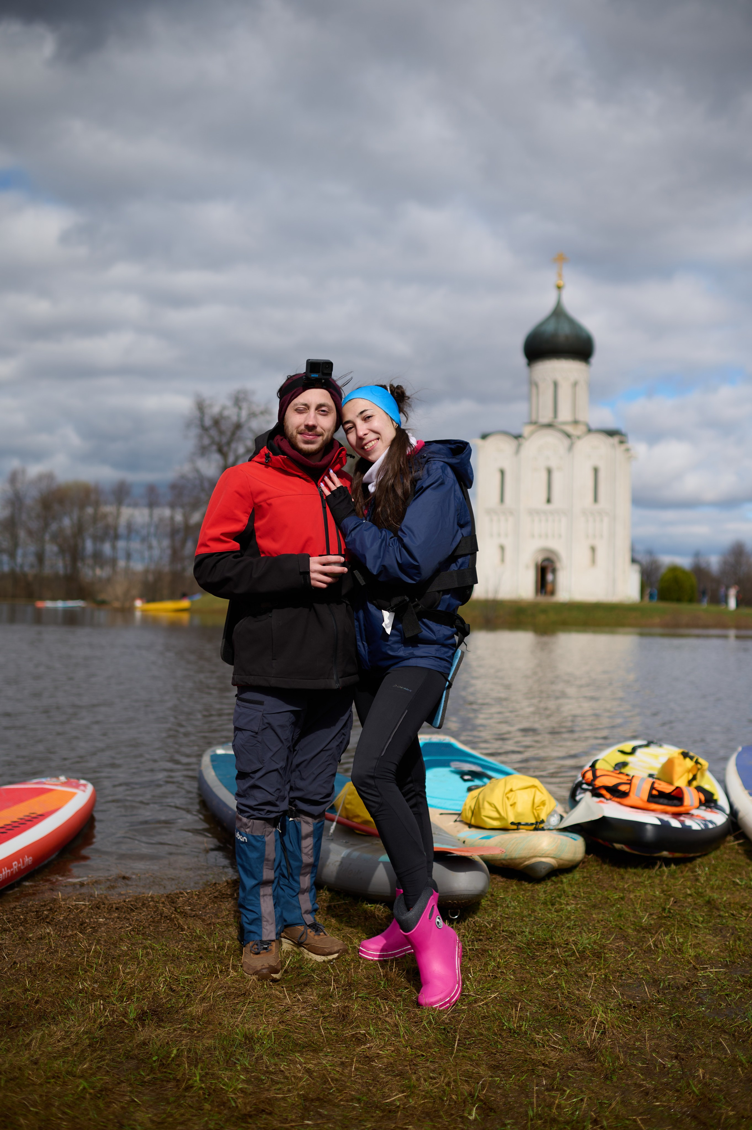 Владимир Покрова на Нерли, апрель. Главная