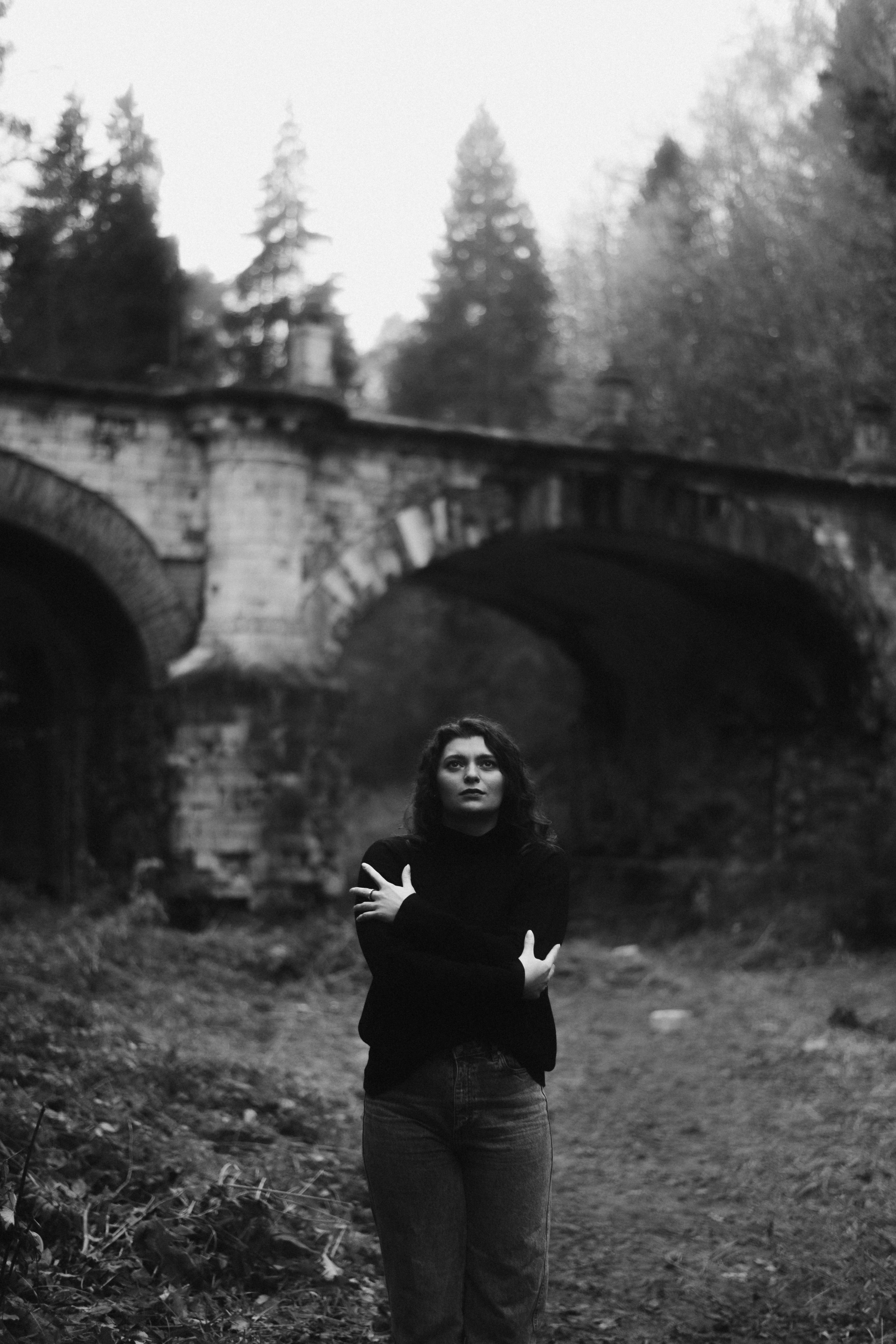 Фотосессия в готическом стиле возле Усадьбы Середниково