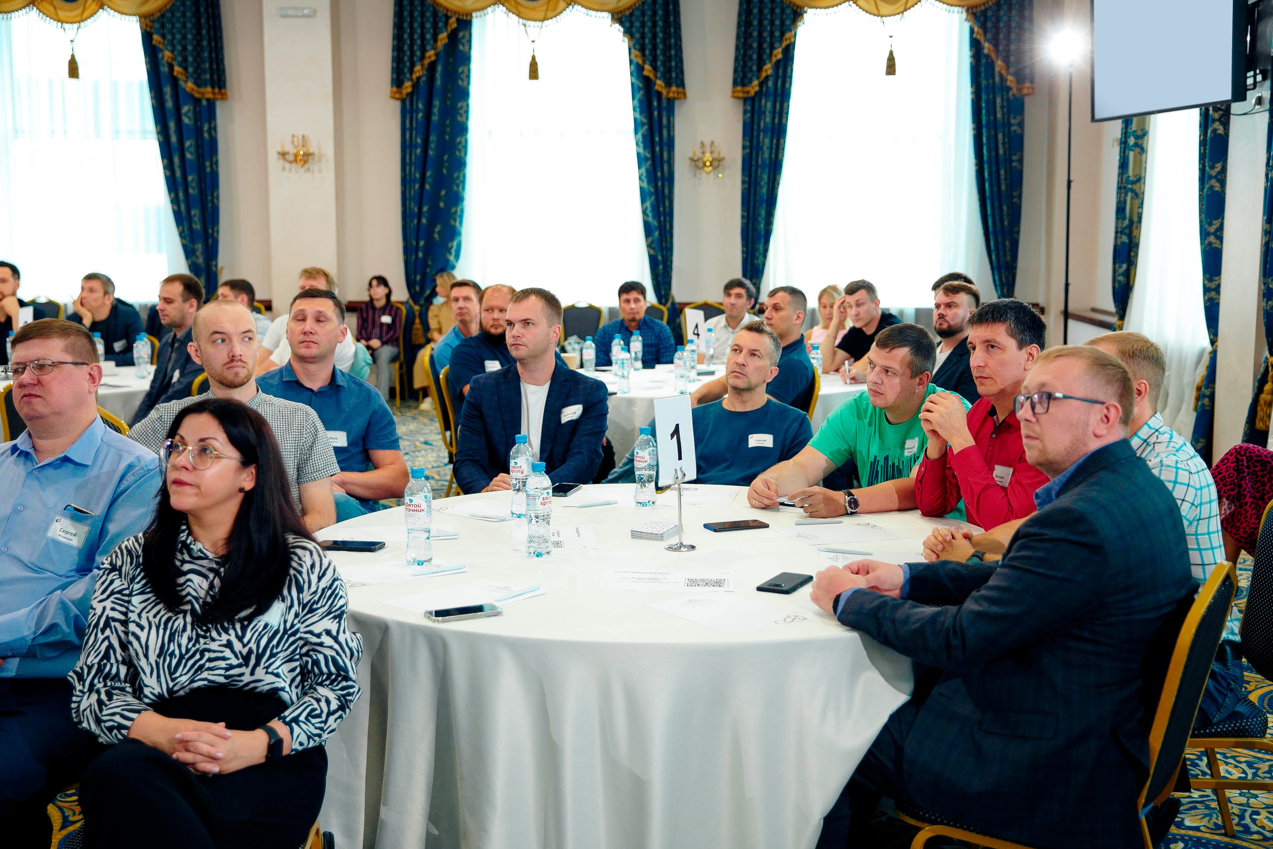 Тимбилдинг в «Royal Hotel». Ваш репортажный фотограф Артемий Антонов